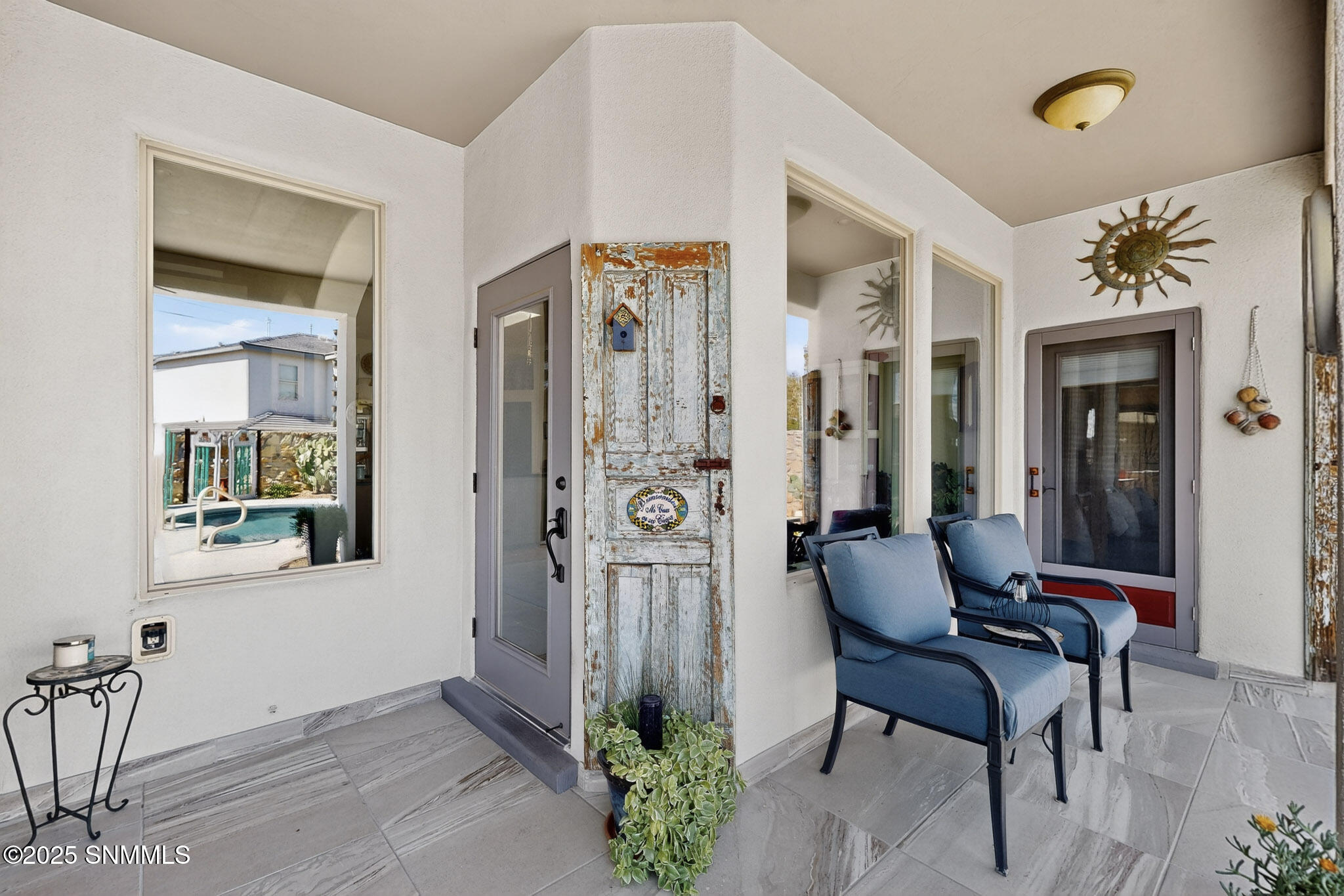 44 Backyard Outdoor Living 65-024_3D-Cas