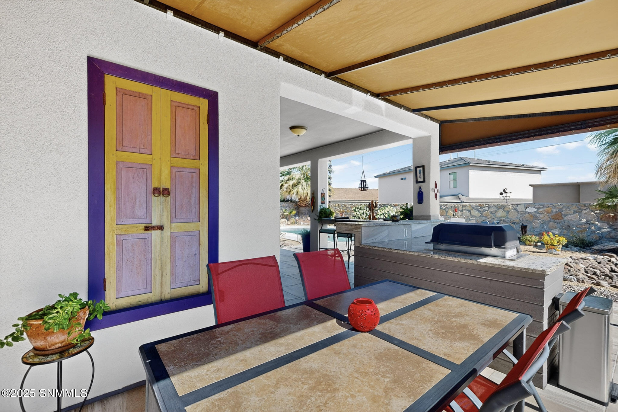 42 Backyard Outdoor Living 62-019_3D-Cas