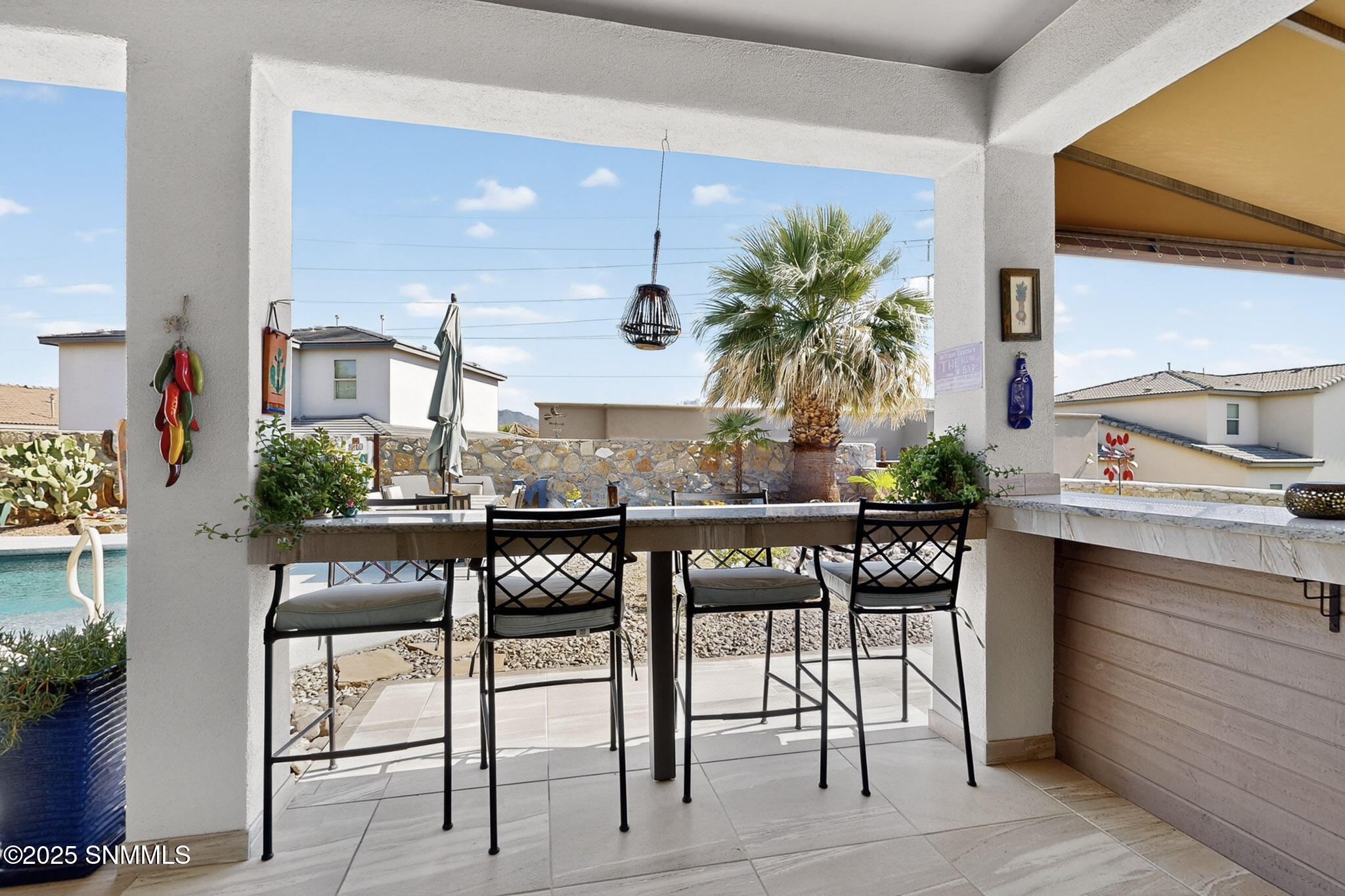 45 Backyard Outdoor Living 66-025_3D-Cas