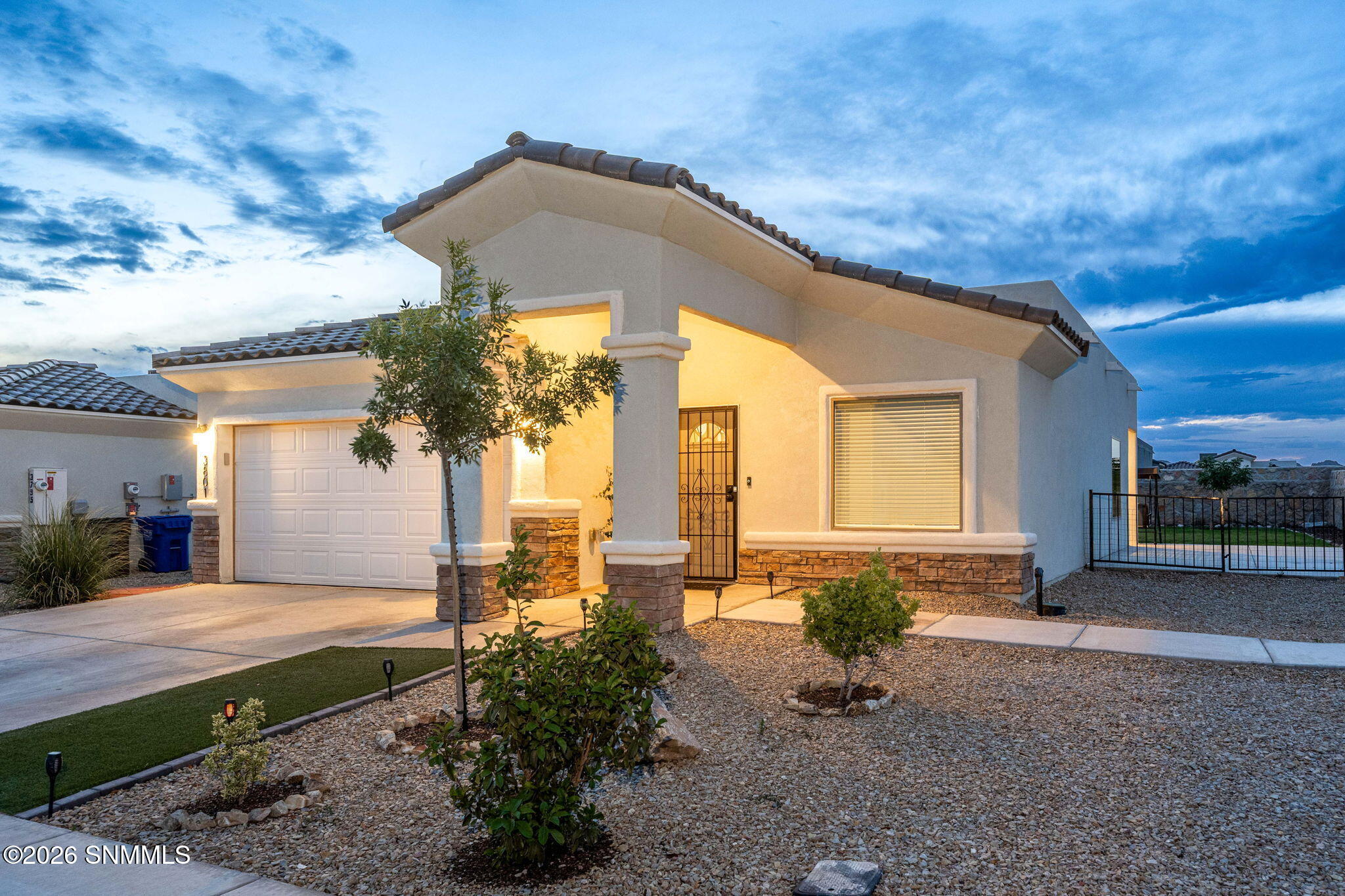 3-web-or-mls-Snappin Homes (Gibralter380