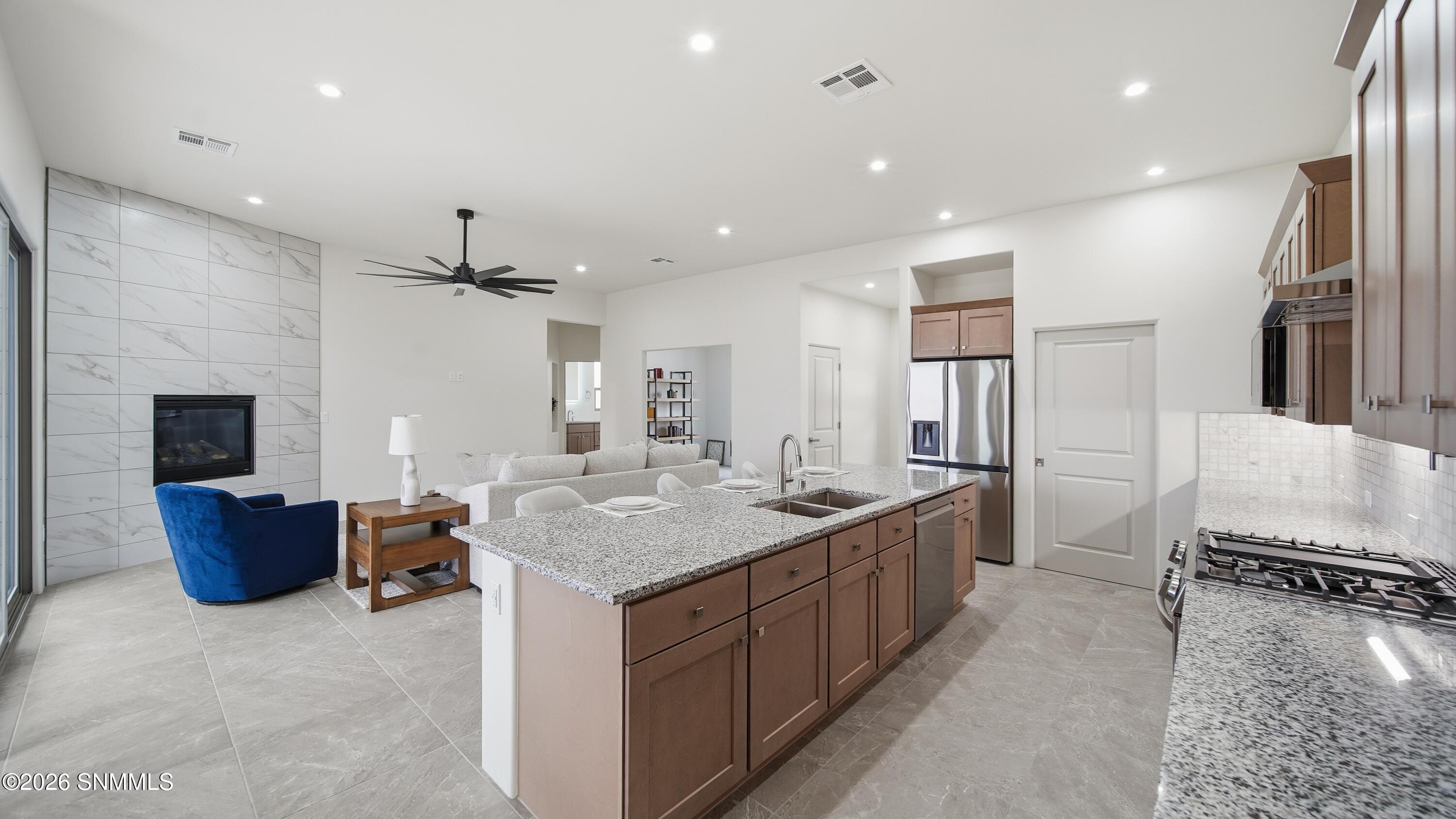 Kitchen & Living Area