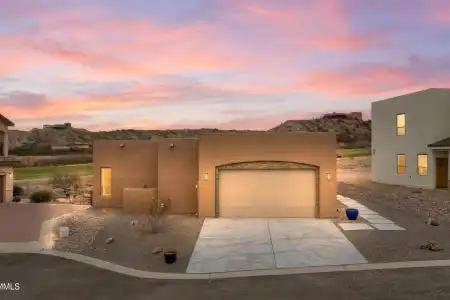 201 Las Cruces, Elephant Butte, New Mexico 87935, 3 Bedrooms Bedrooms, ,2 BathroomsBathrooms,Residential,For Sale,Las Cruces,2602025