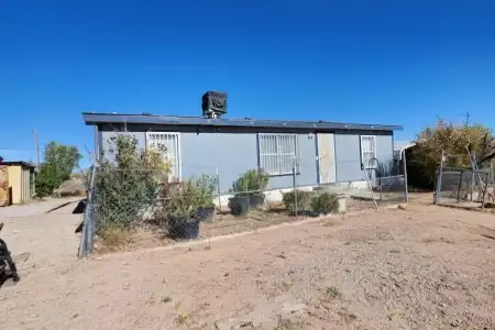 25 Hatch Highway, Deming, New Mexico 88030, 3 Bedrooms Bedrooms, ,2 BathroomsBathrooms,Residential,For Sale,Hatch,2602027