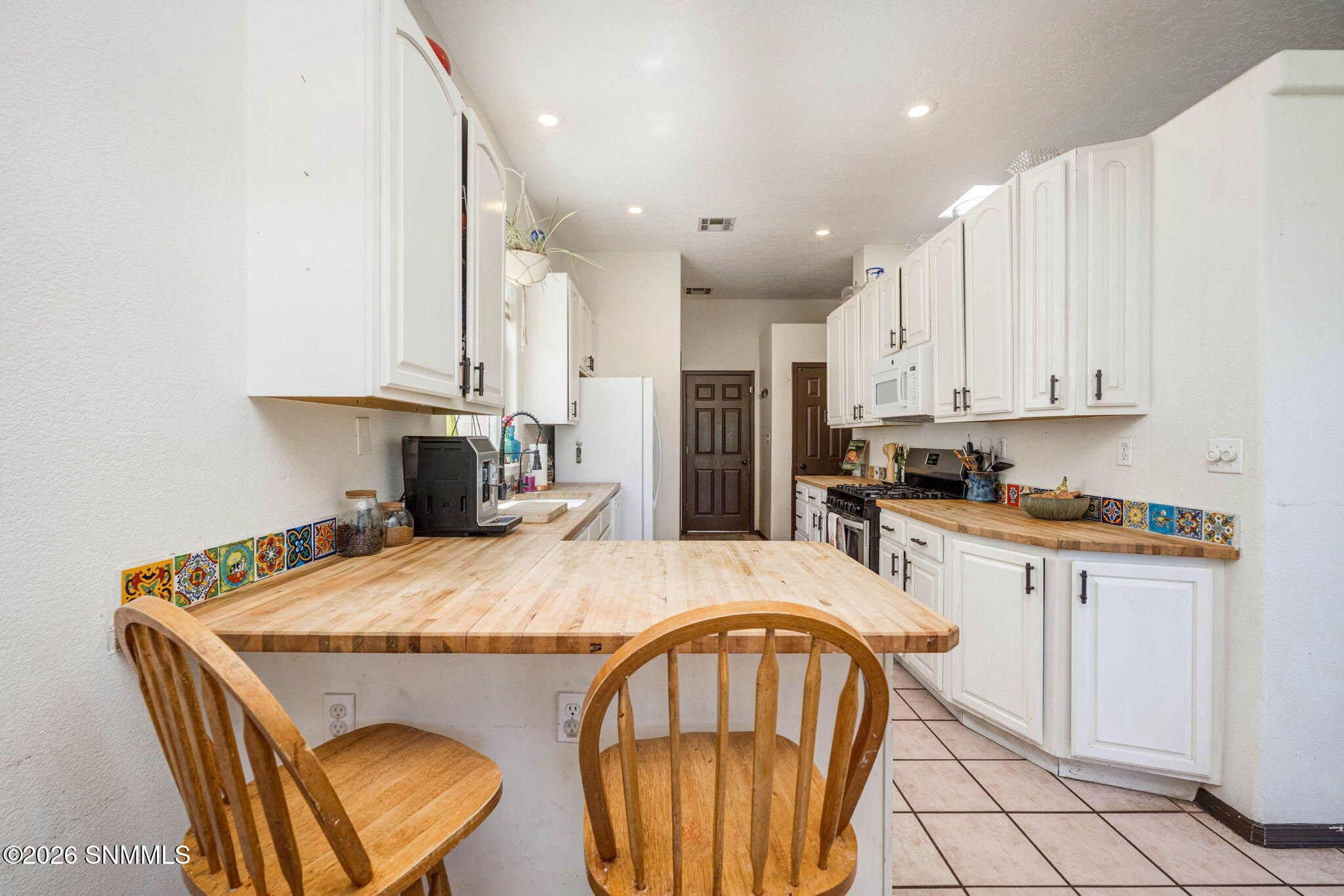 9-web-or-mls-Snappin Homes (PinnacleView