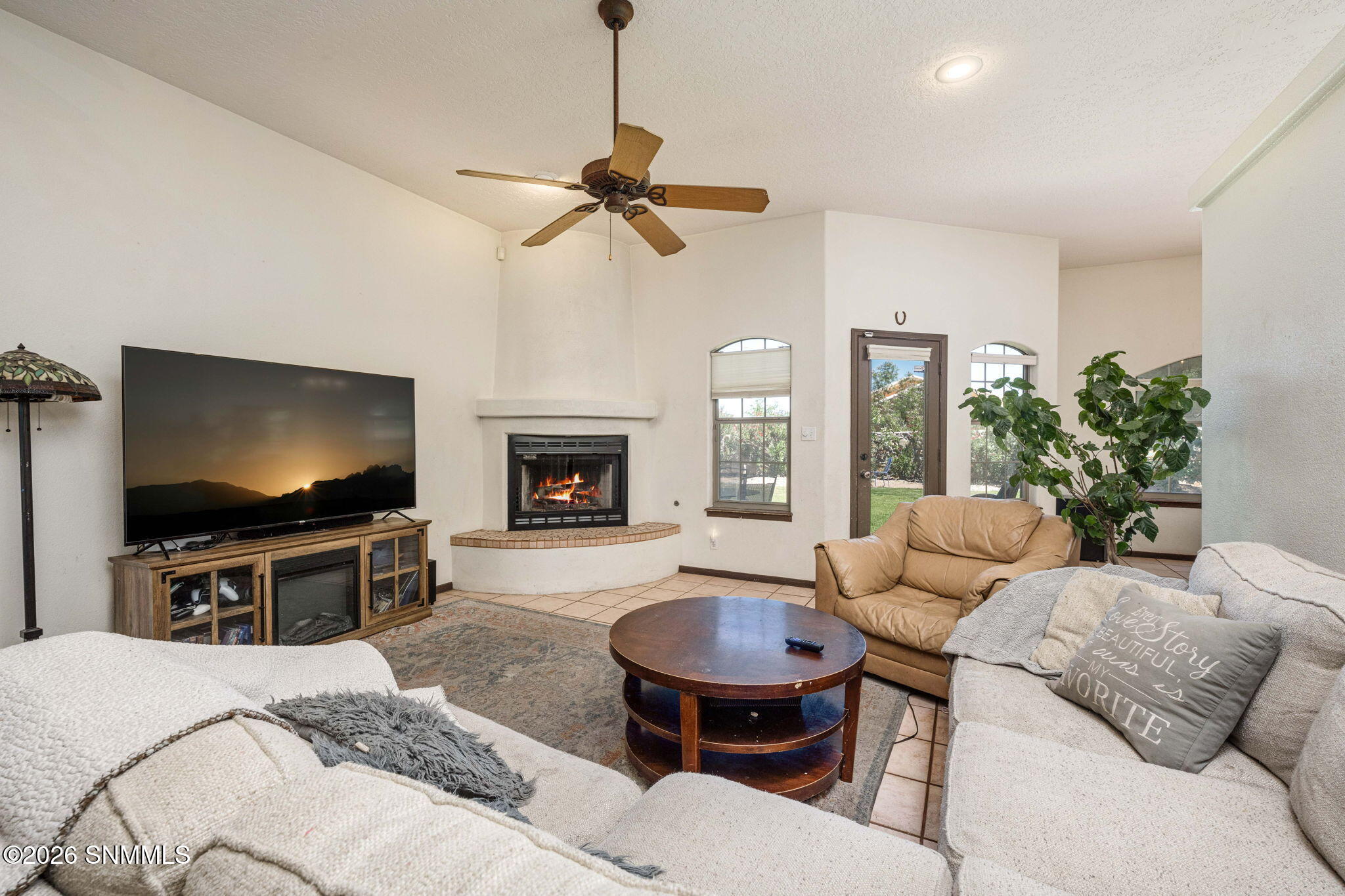 5-web-or-mls-Snappin Homes (PinnacleView