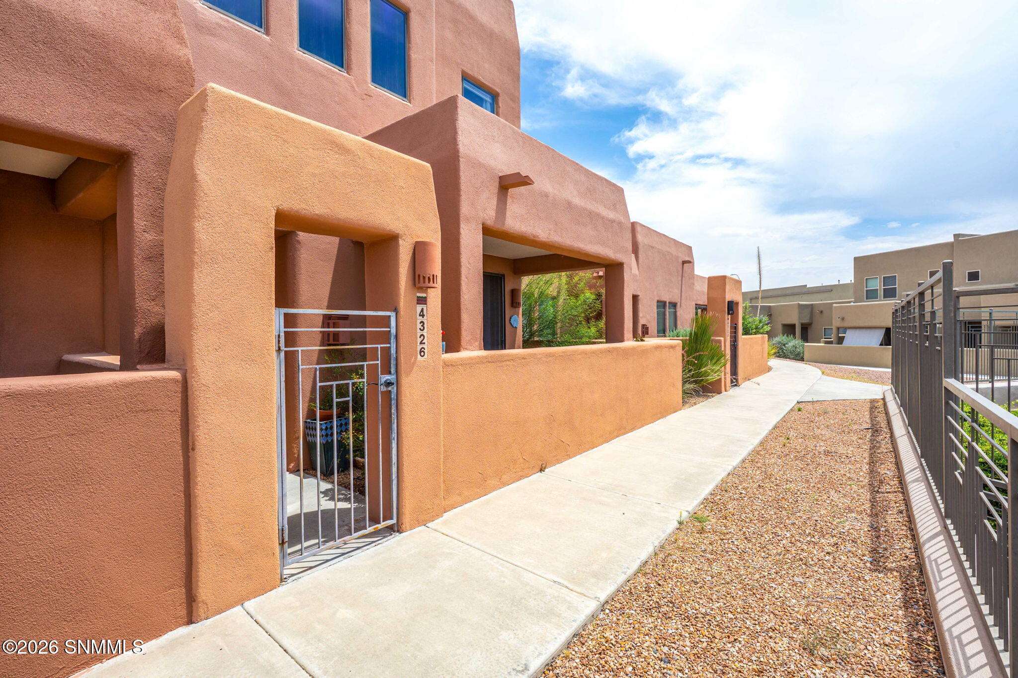 2-web-or-mls-Snappin Homes (Nambe4326)-2