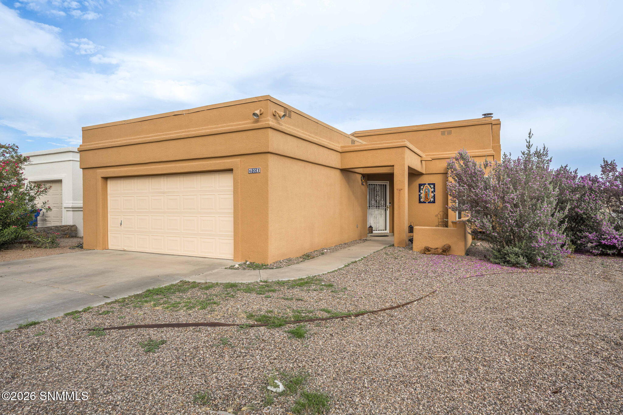 2-web-or-mls-Snappin Homes (CieloVista60