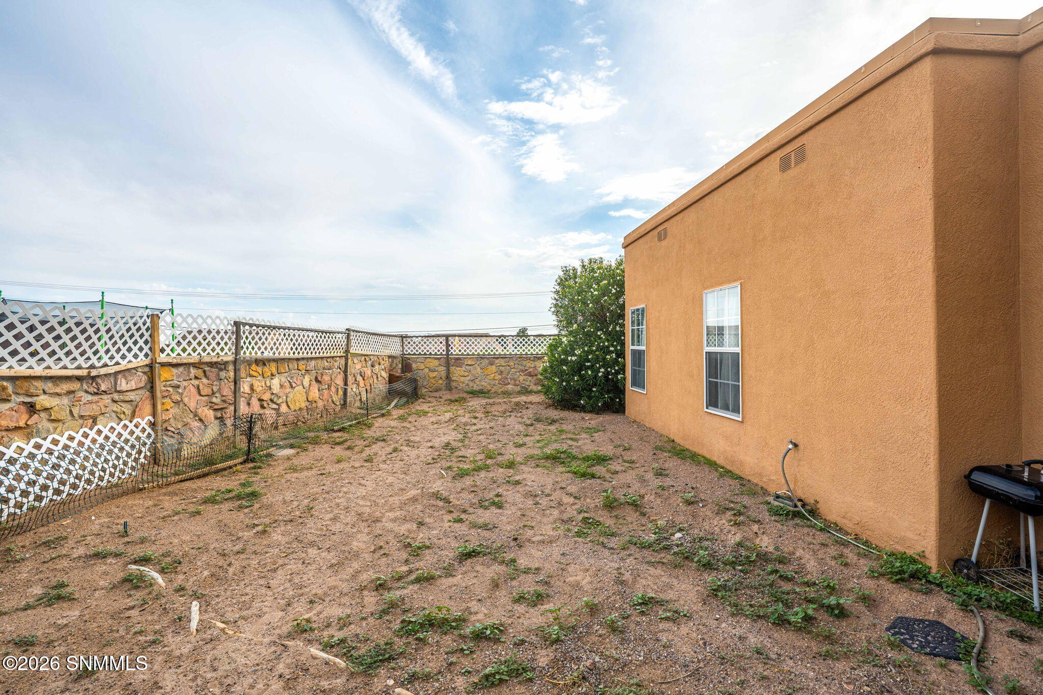 32-web-or-mls-Snappin Homes (CieloVista6