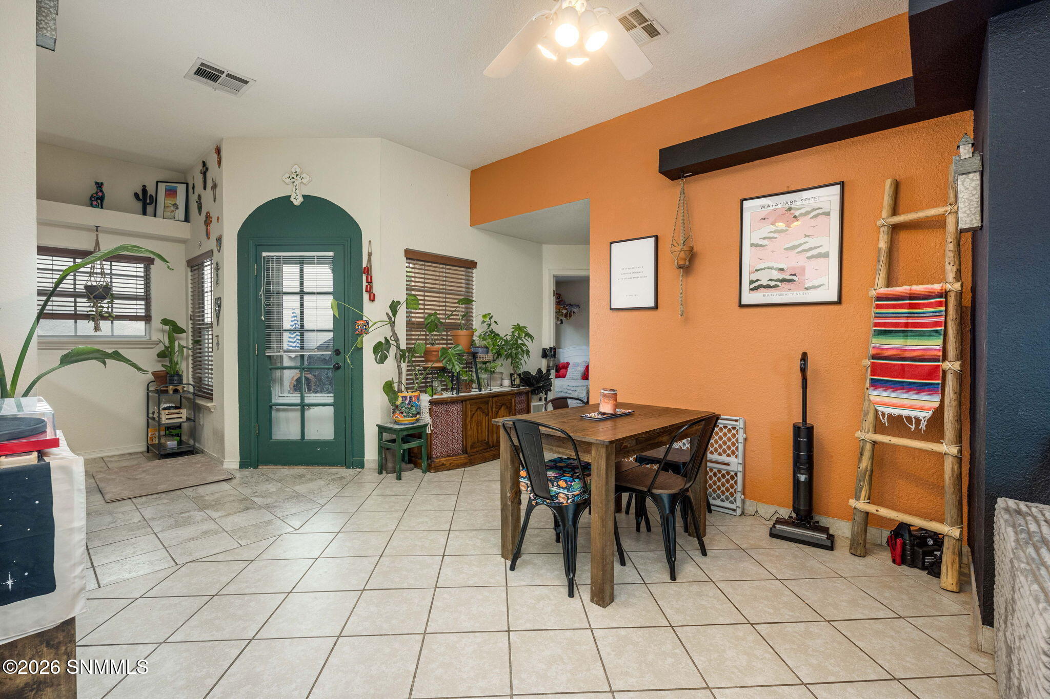 8-web-or-mls-Snappin Homes (CieloVista60