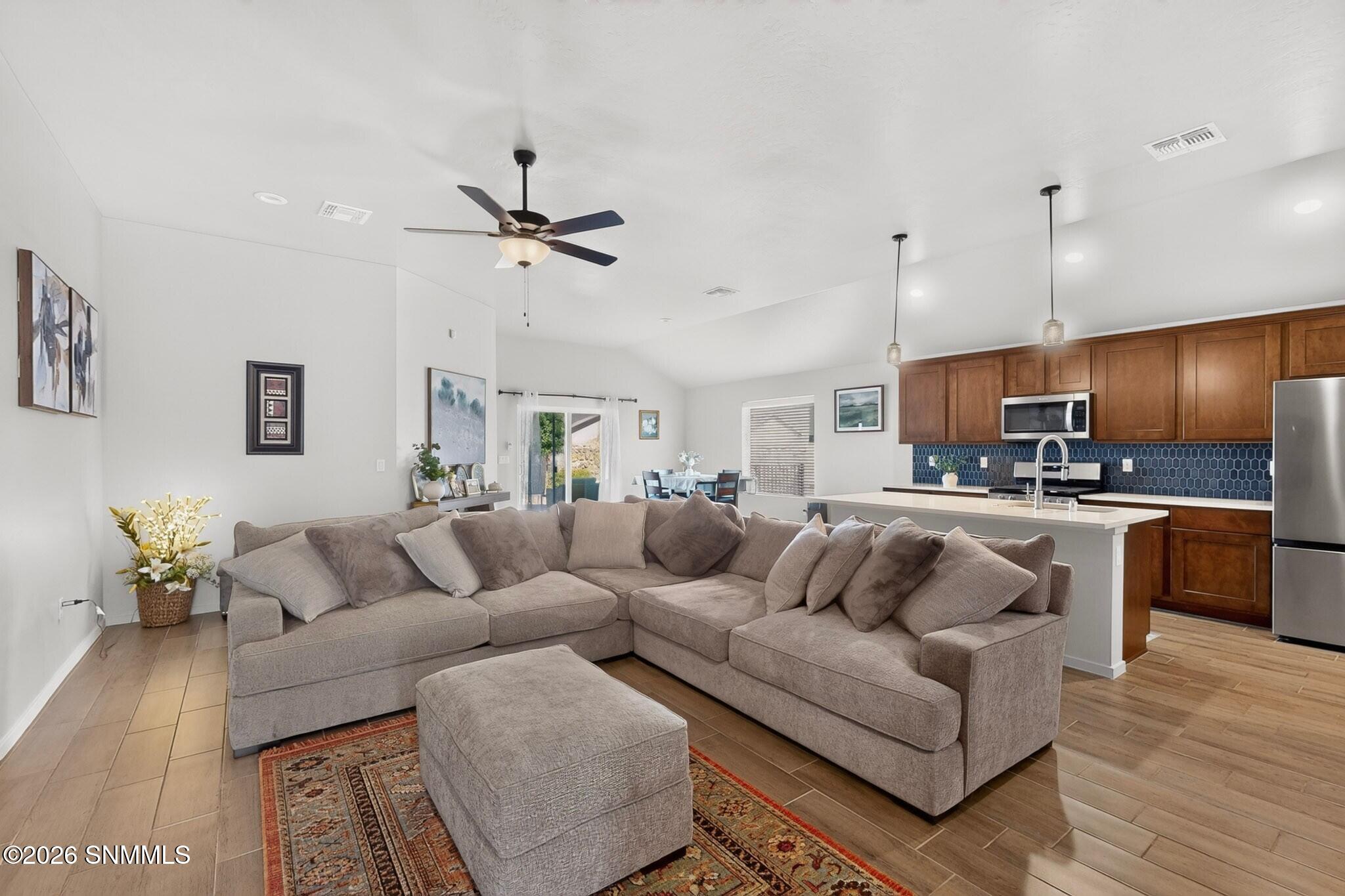3dcasas-3196-bluestem-st-010