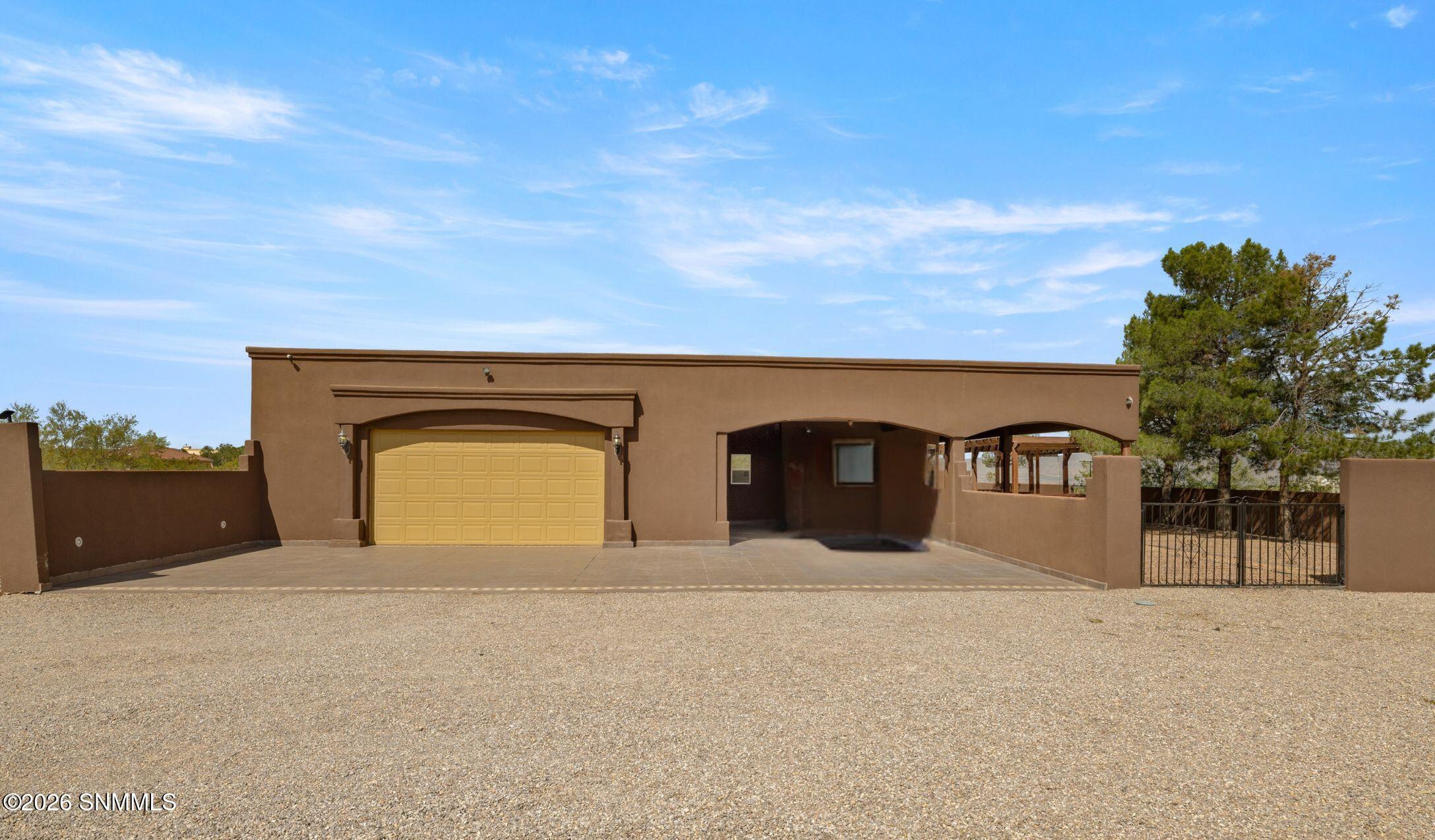 2355 Carport
