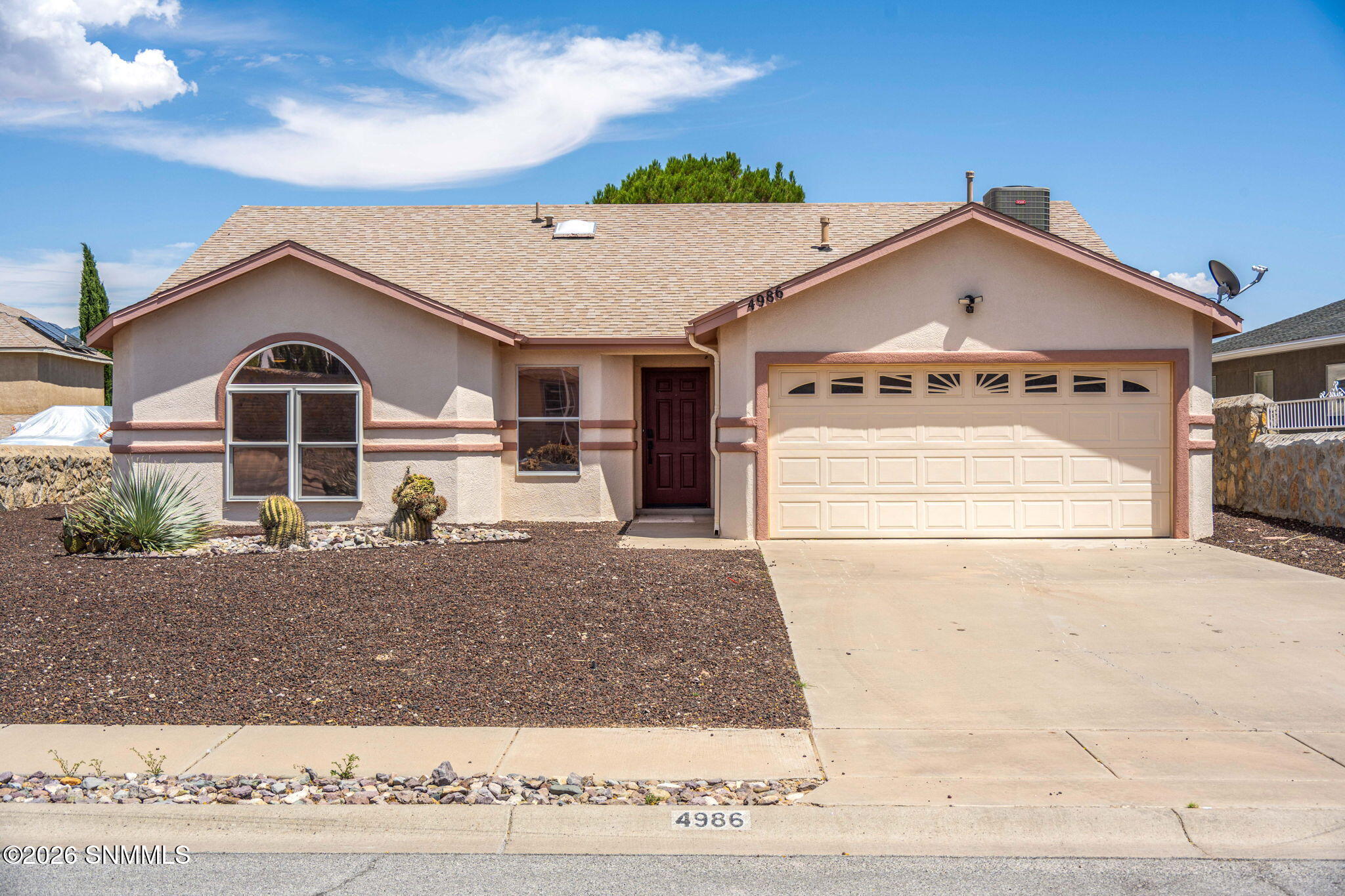 1-web-or-mls-Snappin Homes (Gem4986)-1