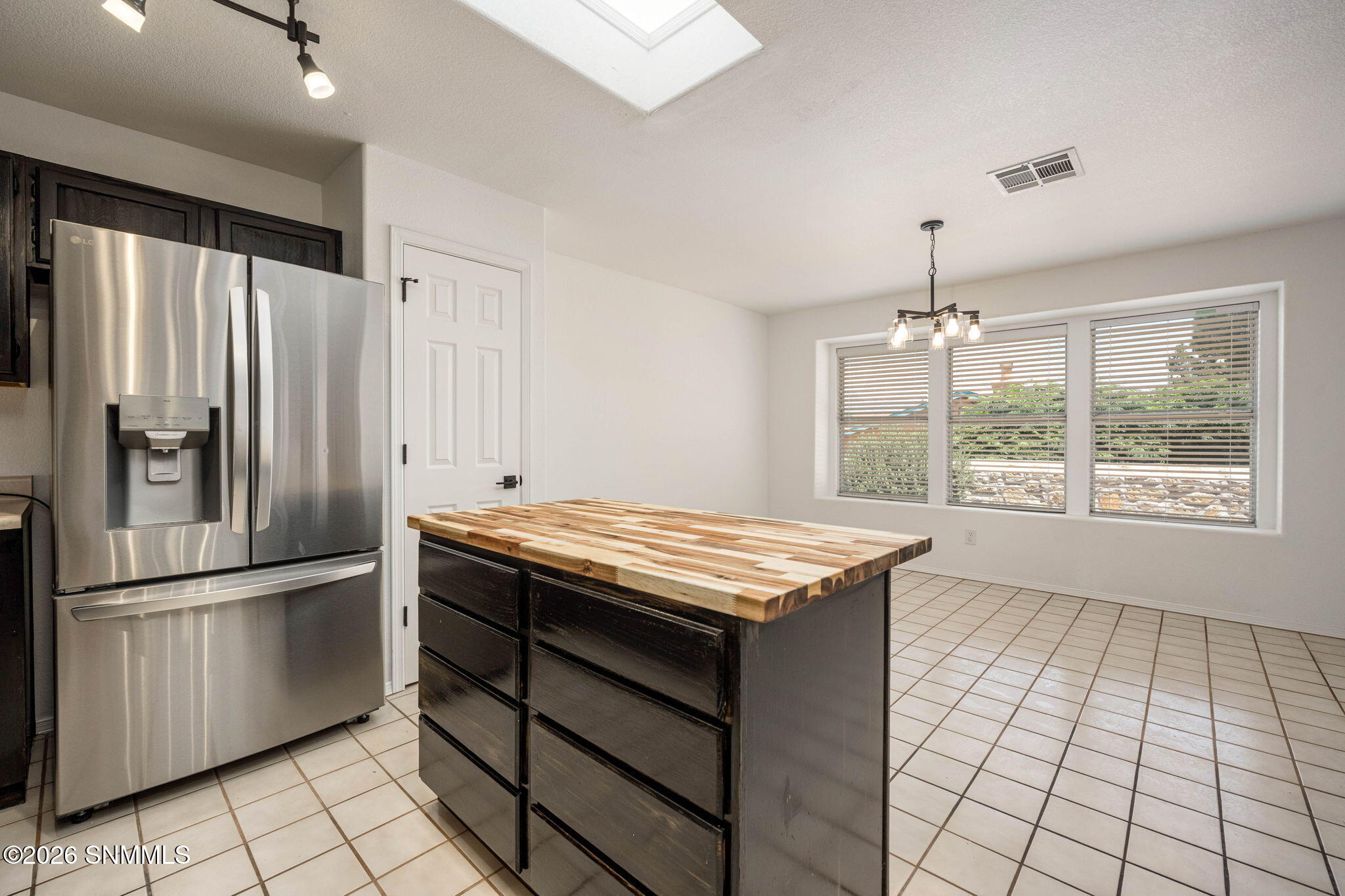 14-web-or-mls-Snappin Homes (Gem4986)-14