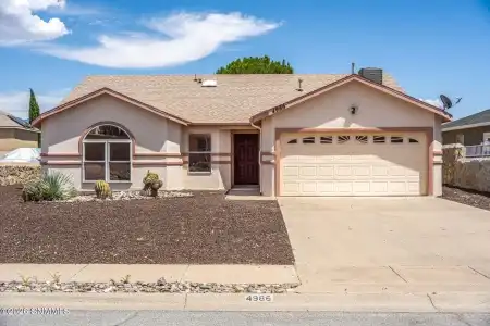 4986 Gem Place, Las Cruces, New Mexico 88012, 4 Bedrooms Bedrooms, ,2 BathroomsBathrooms,Residential,For Sale,Gem,2602051