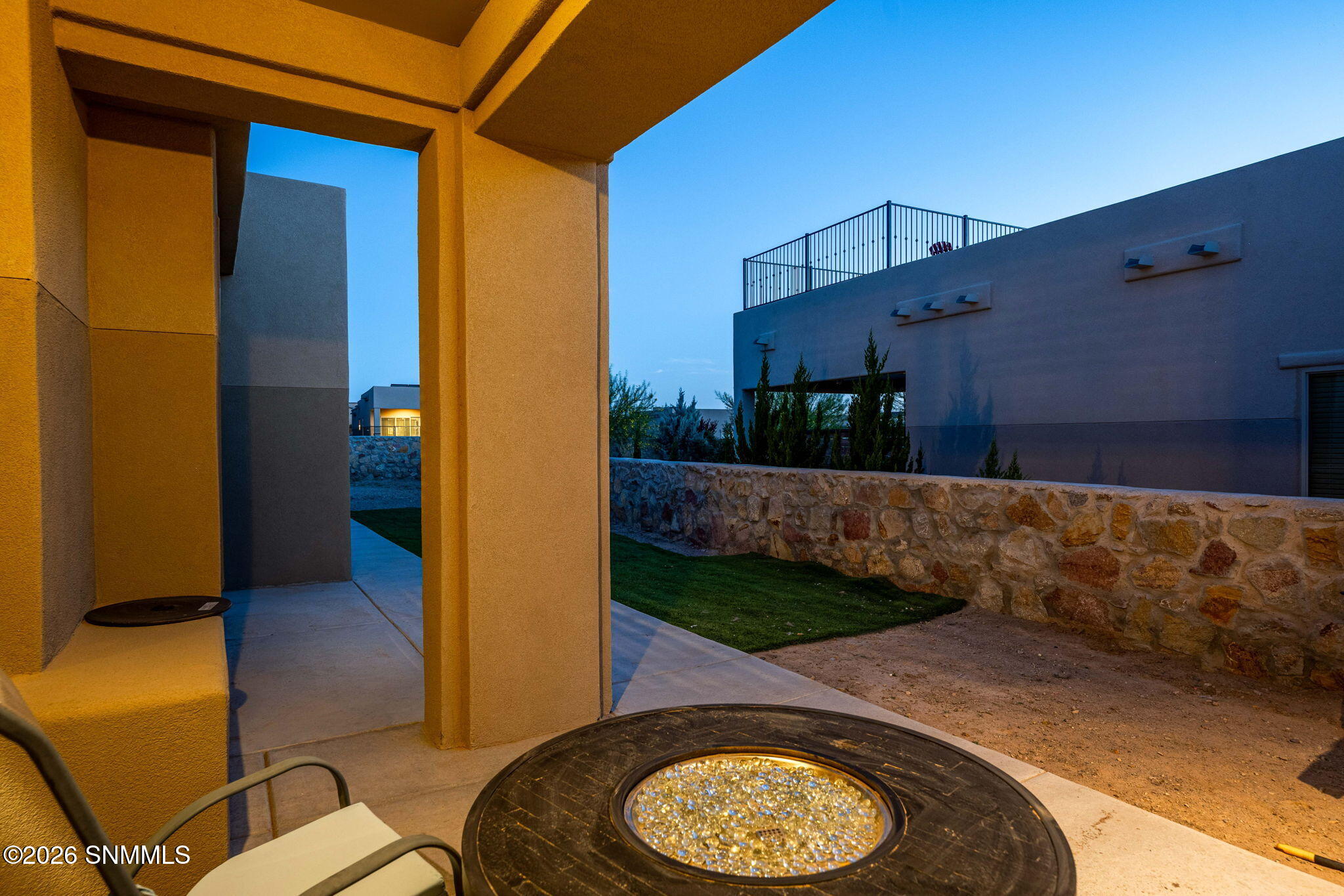Side Patio 1