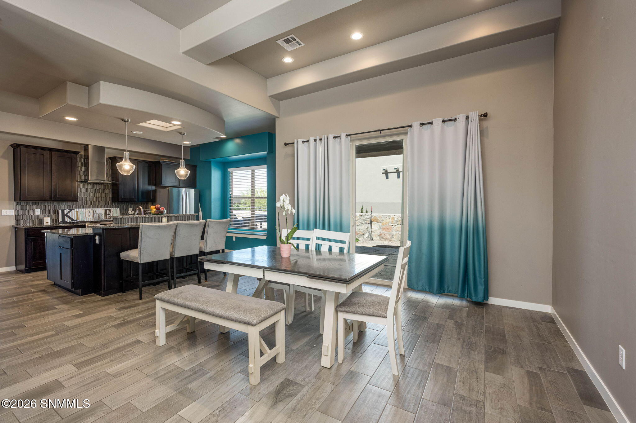 Dining/Kitchen 1