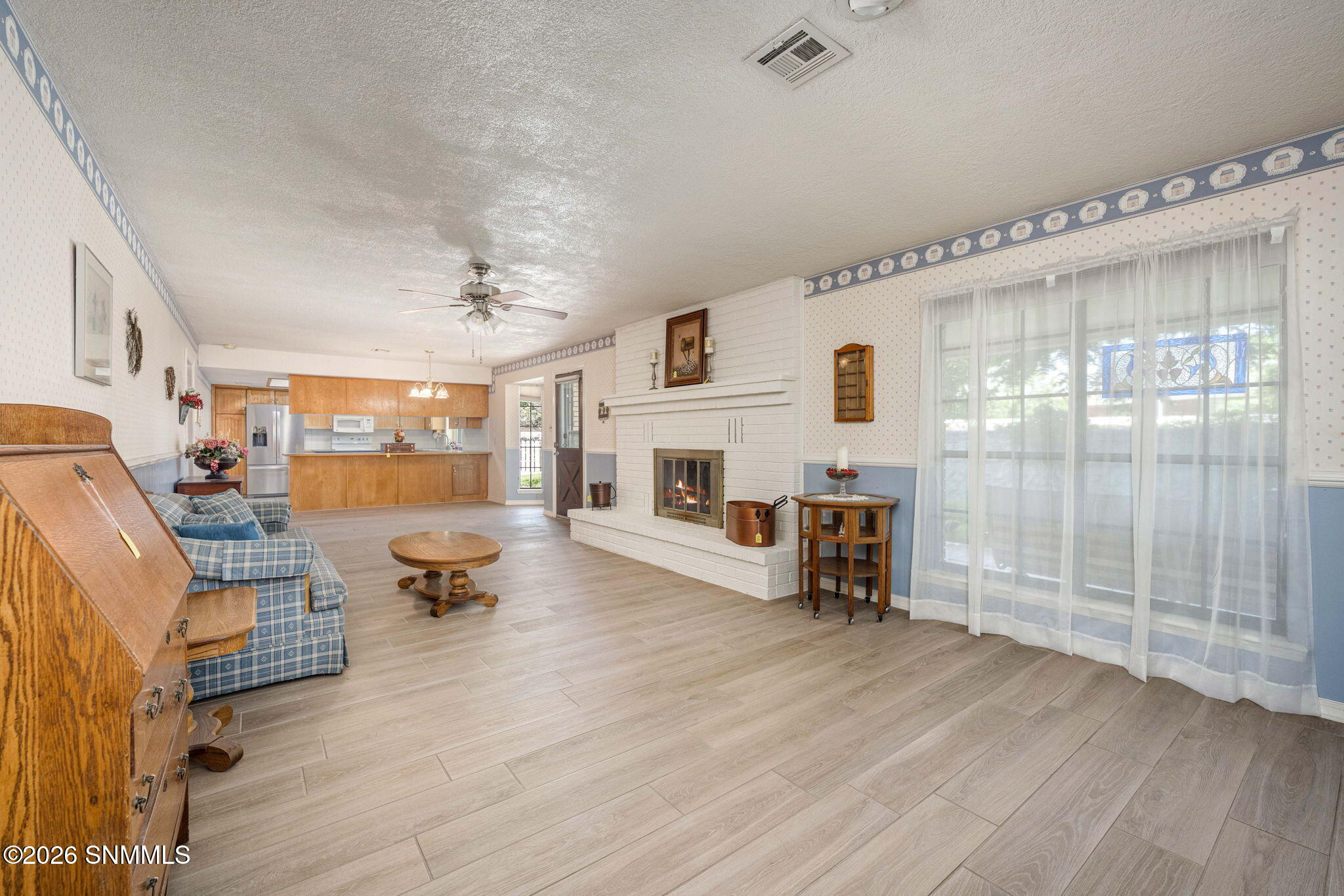 12-web-or-mls-Snappin Homes (Topley2810)