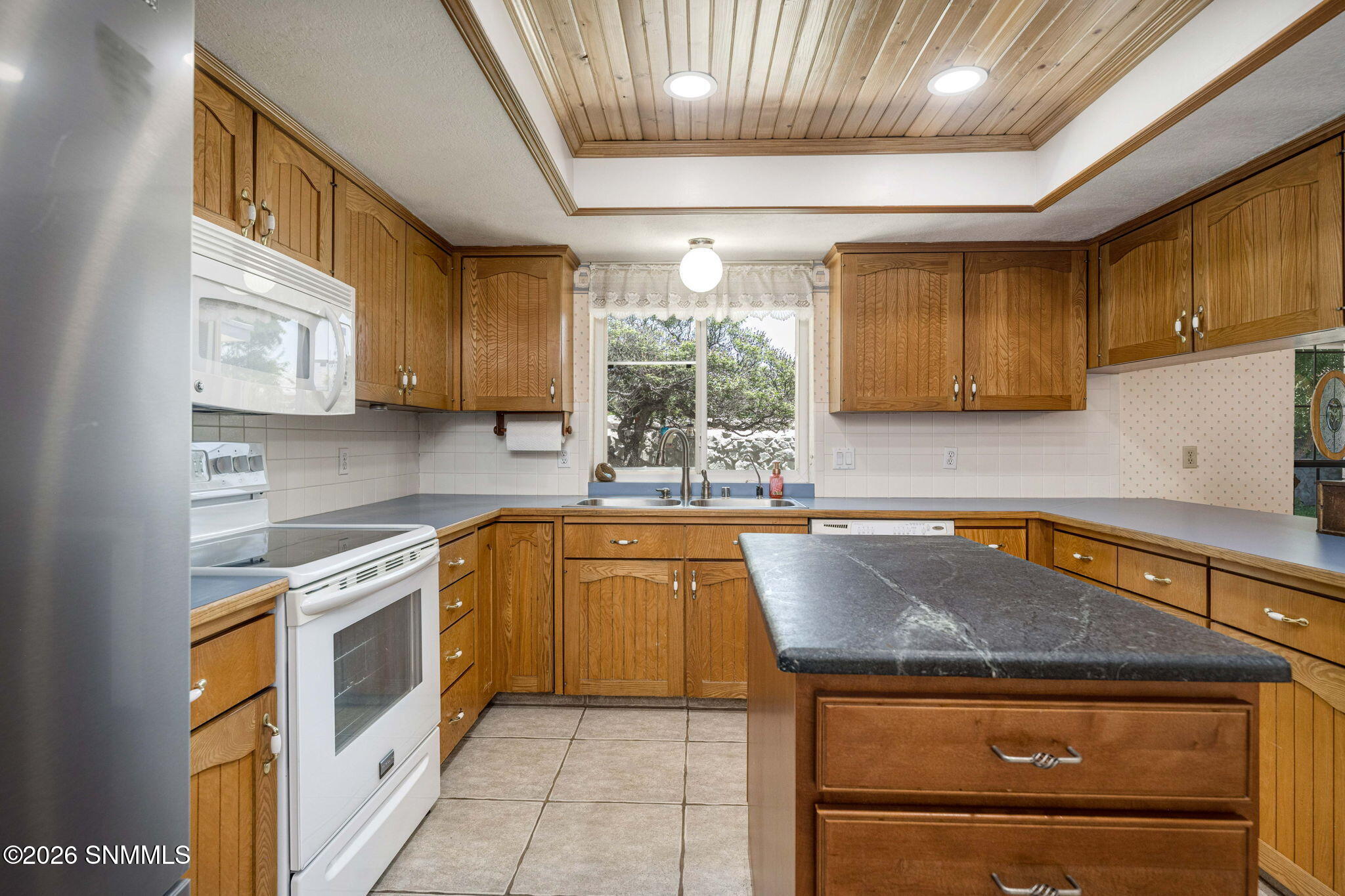 18-web-or-mls-Snappin Homes (Topley2810)