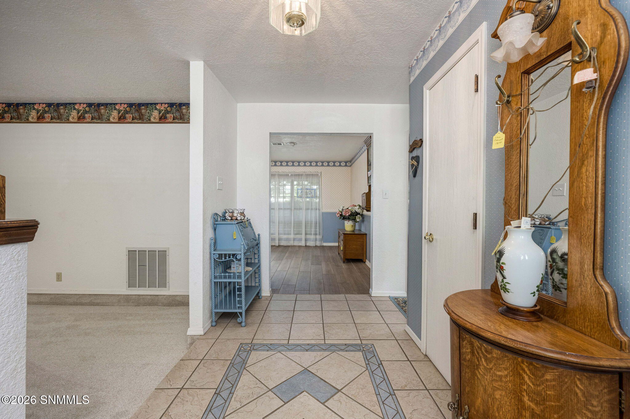 7-web-or-mls-Snappin Homes (Topley2810)-