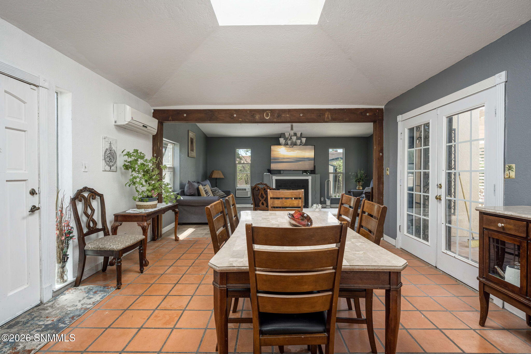 8-web-or-mls-Snappin Homes (Wofford1448)