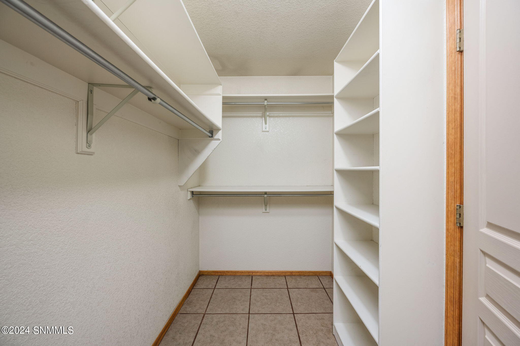 36-web-or-mls-Blueridge 3364 NEW-95