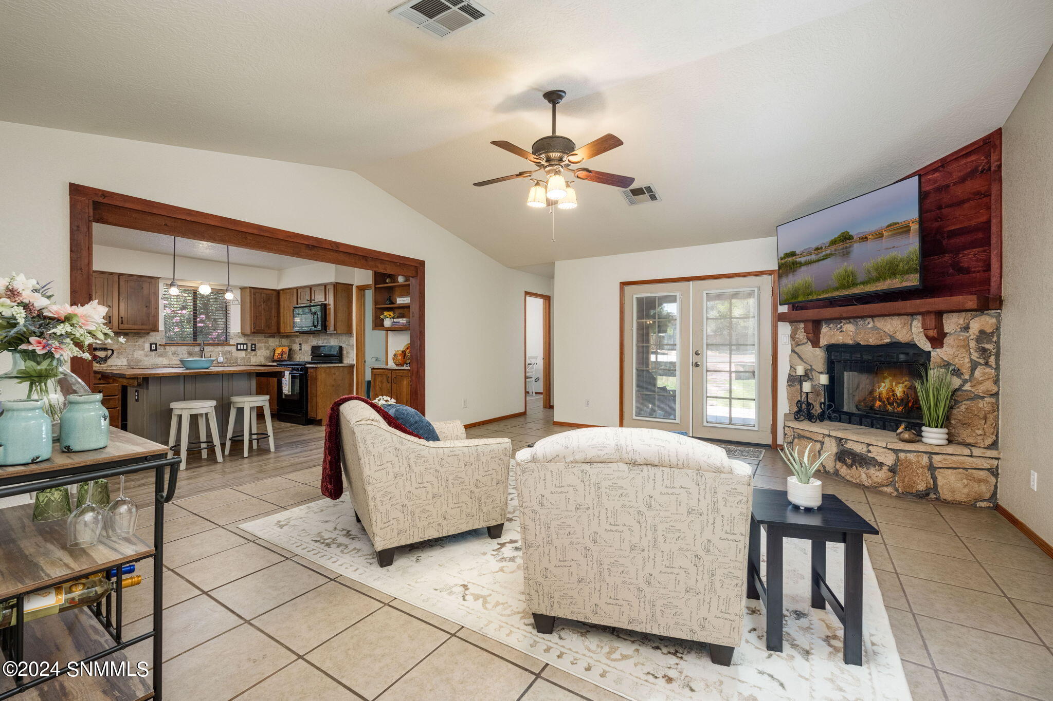 6-web-or-mls-Blueridge 3364 NEW-8
