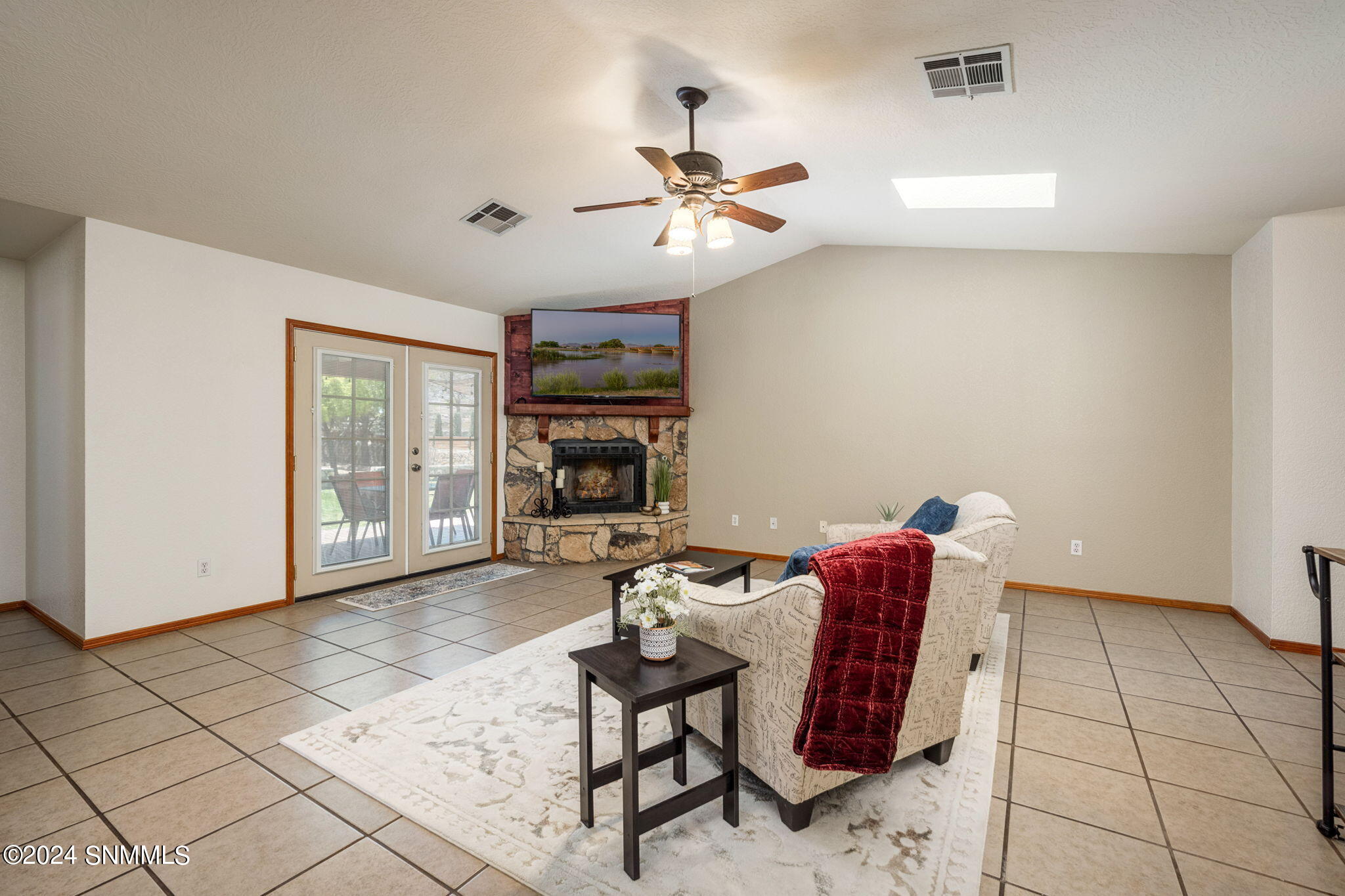 8-web-or-mls-Blueridge 3364 NEW-17