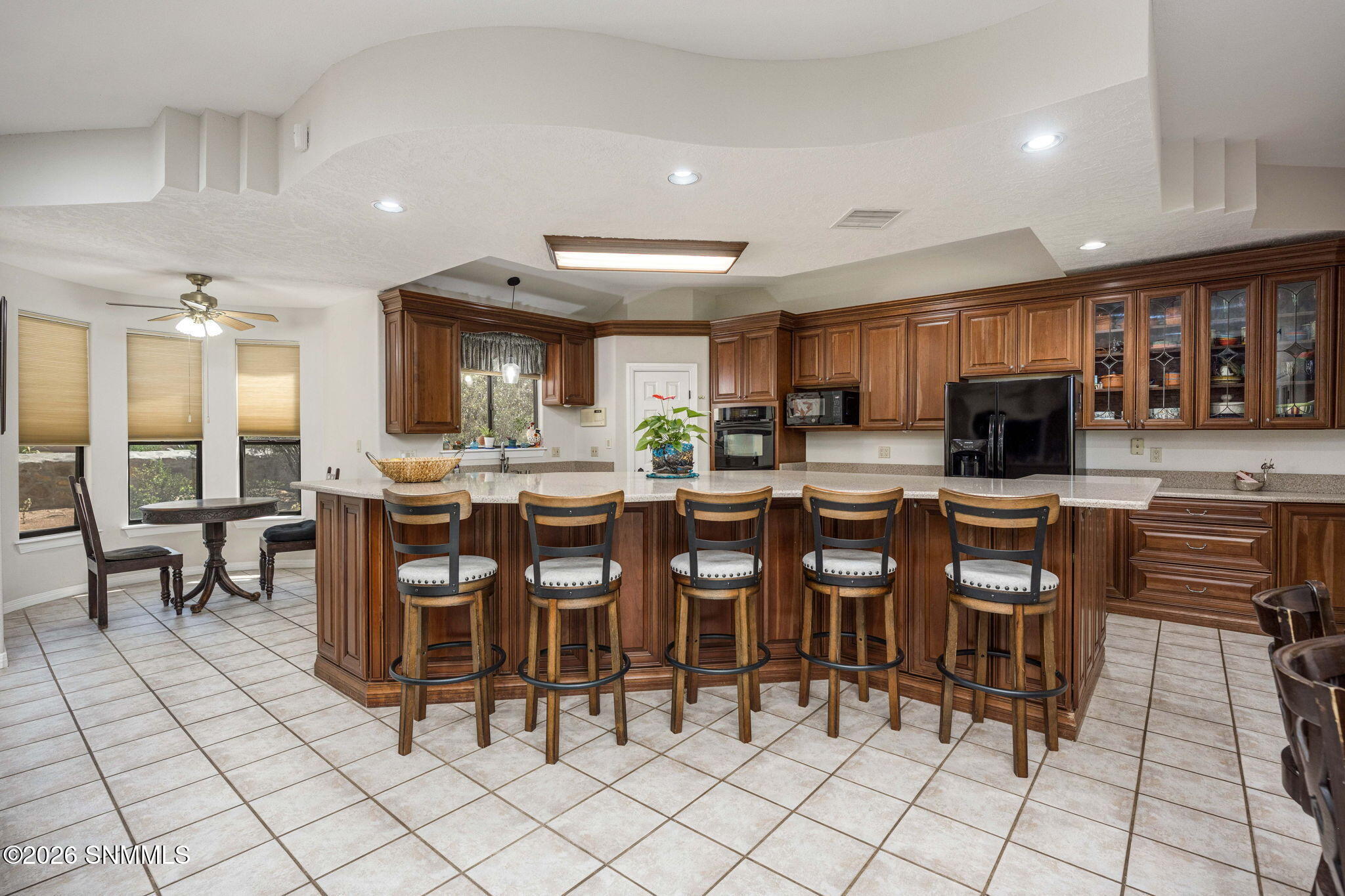 13-web-or-mls-Snappin Homes (Superstitio
