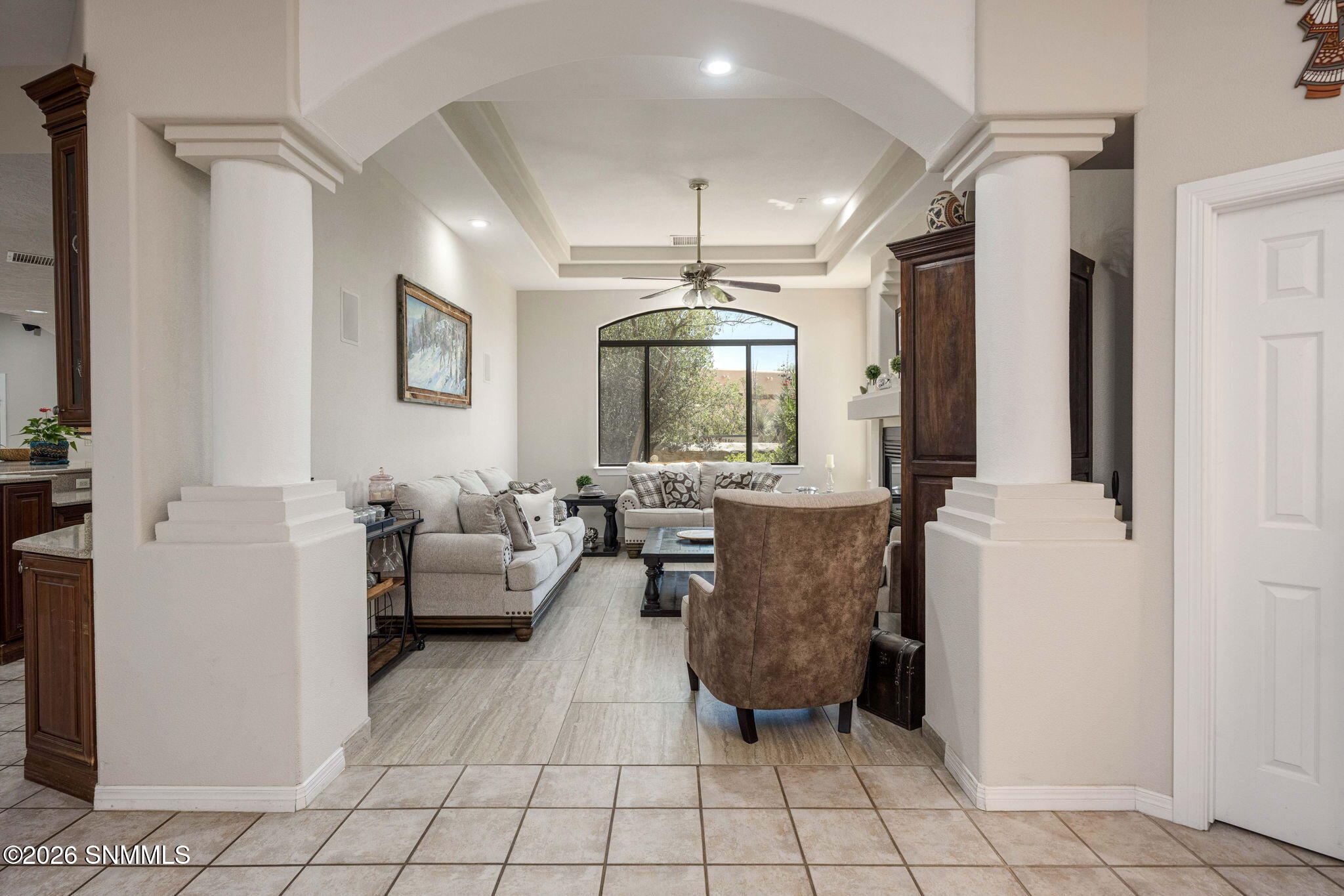 23-web-or-mls-Snappin Homes (Superstitio