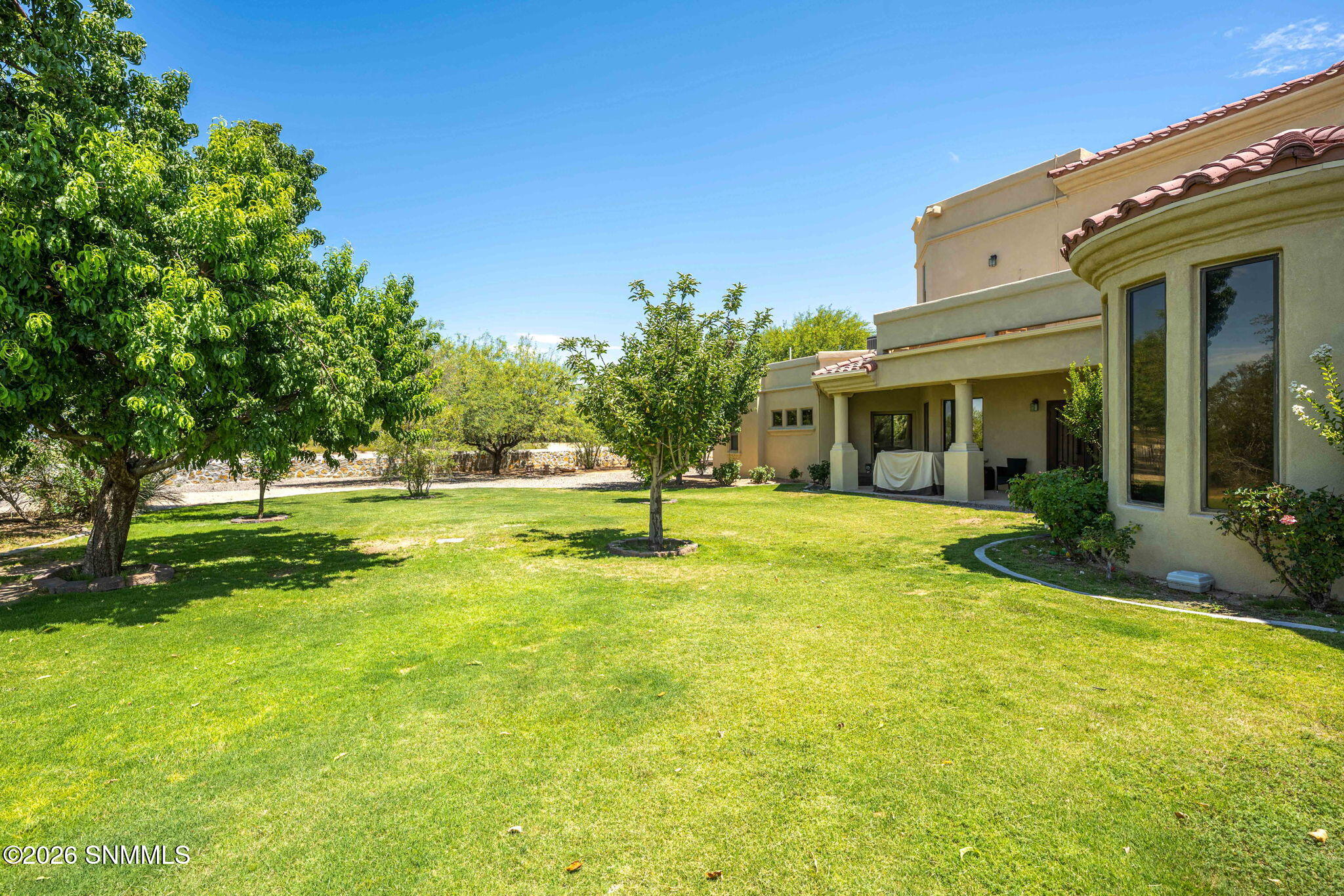 32-web-or-mls-Snappin Homes (Superstitio