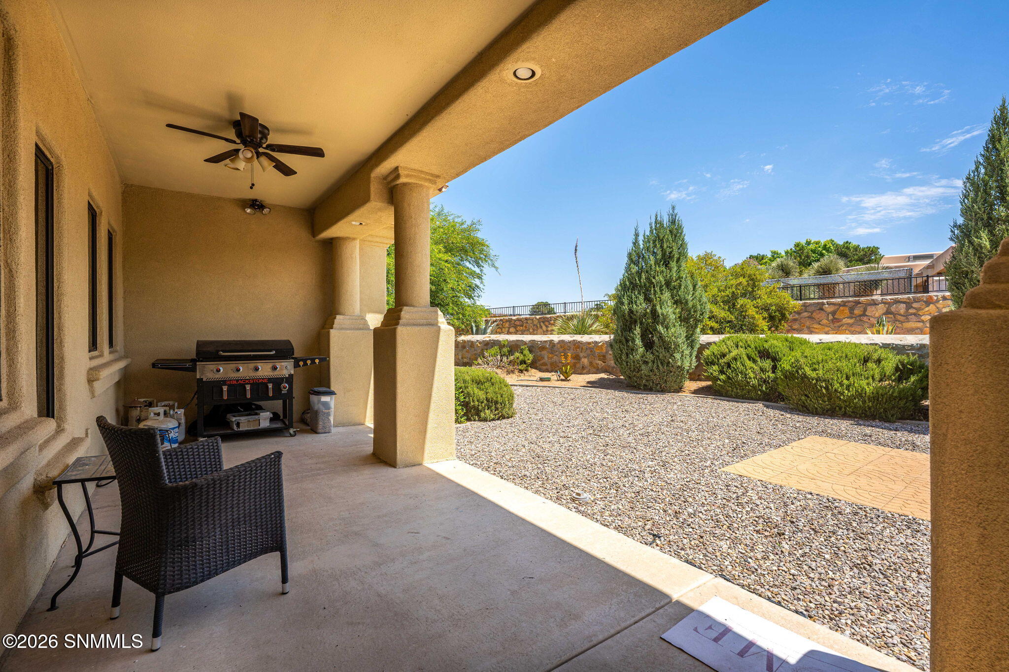 37-web-or-mls-Snappin Homes (Superstitio