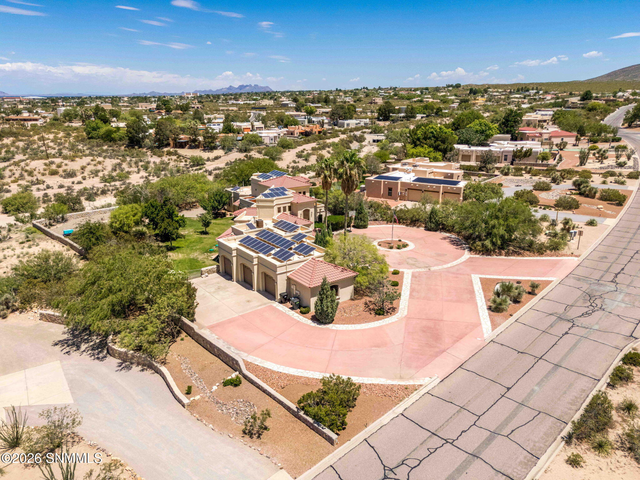 49-web-or-mls-Snappin Homes (Superstitio