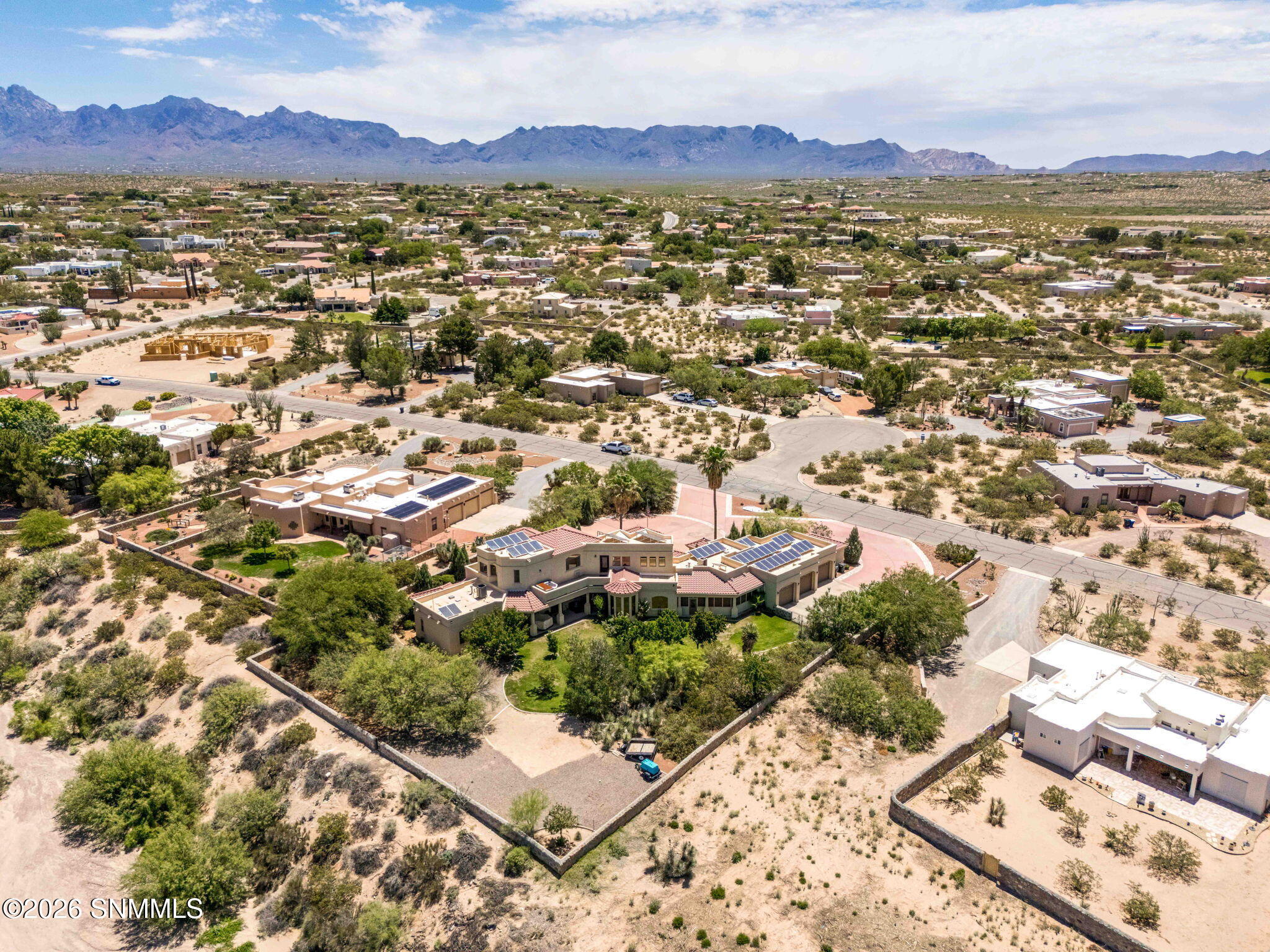 53-web-or-mls-Snappin Homes (Superstitio