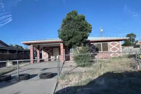 1606 Lou Andes Road, Anthony, New Mexico 88021, 3 Bedrooms Bedrooms, ,2 BathroomsBathrooms,Residential,For Sale,Lou Andes,2602080