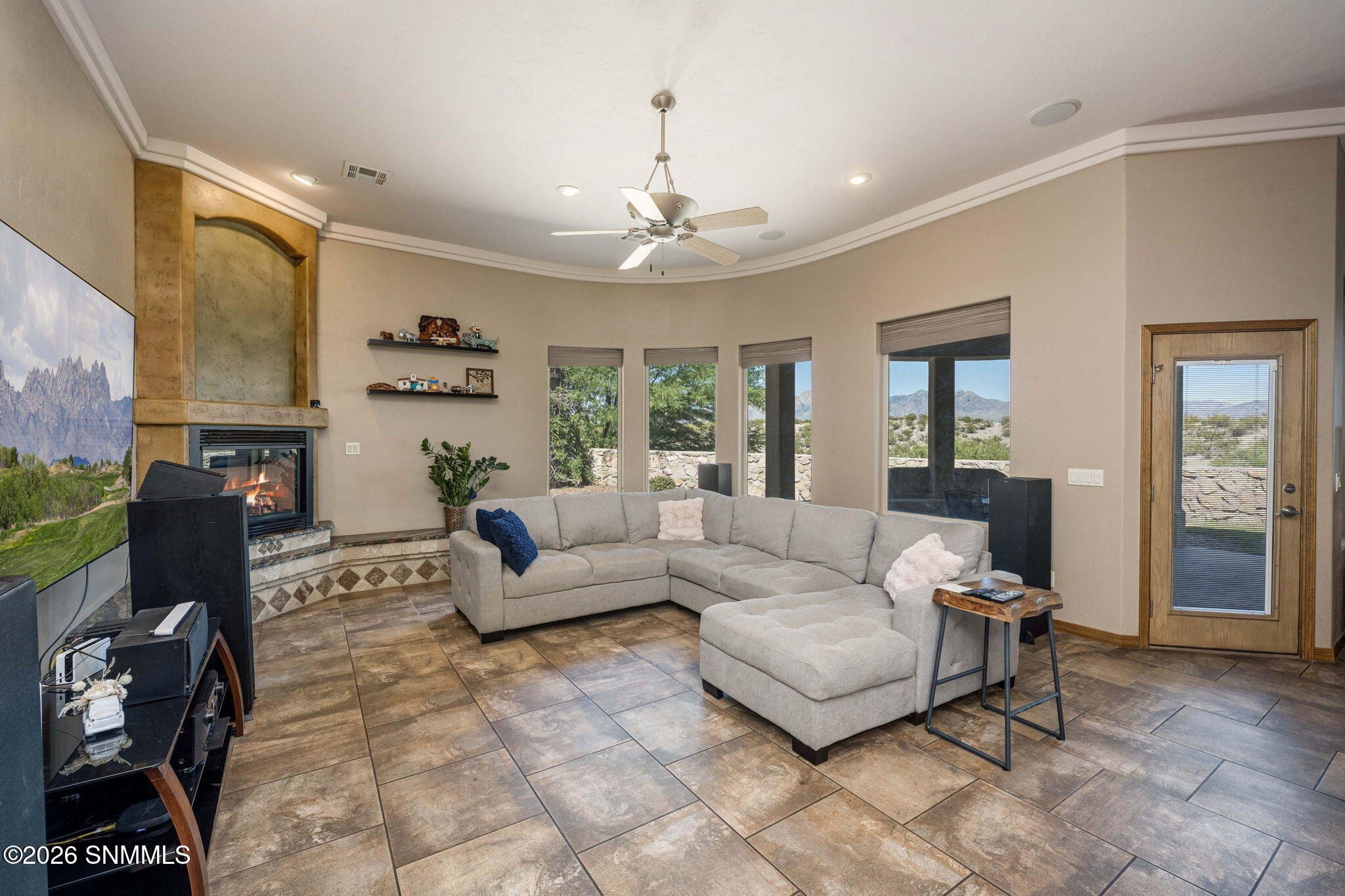 6-web-or-mls-Snappin Homes (CalleBelleza