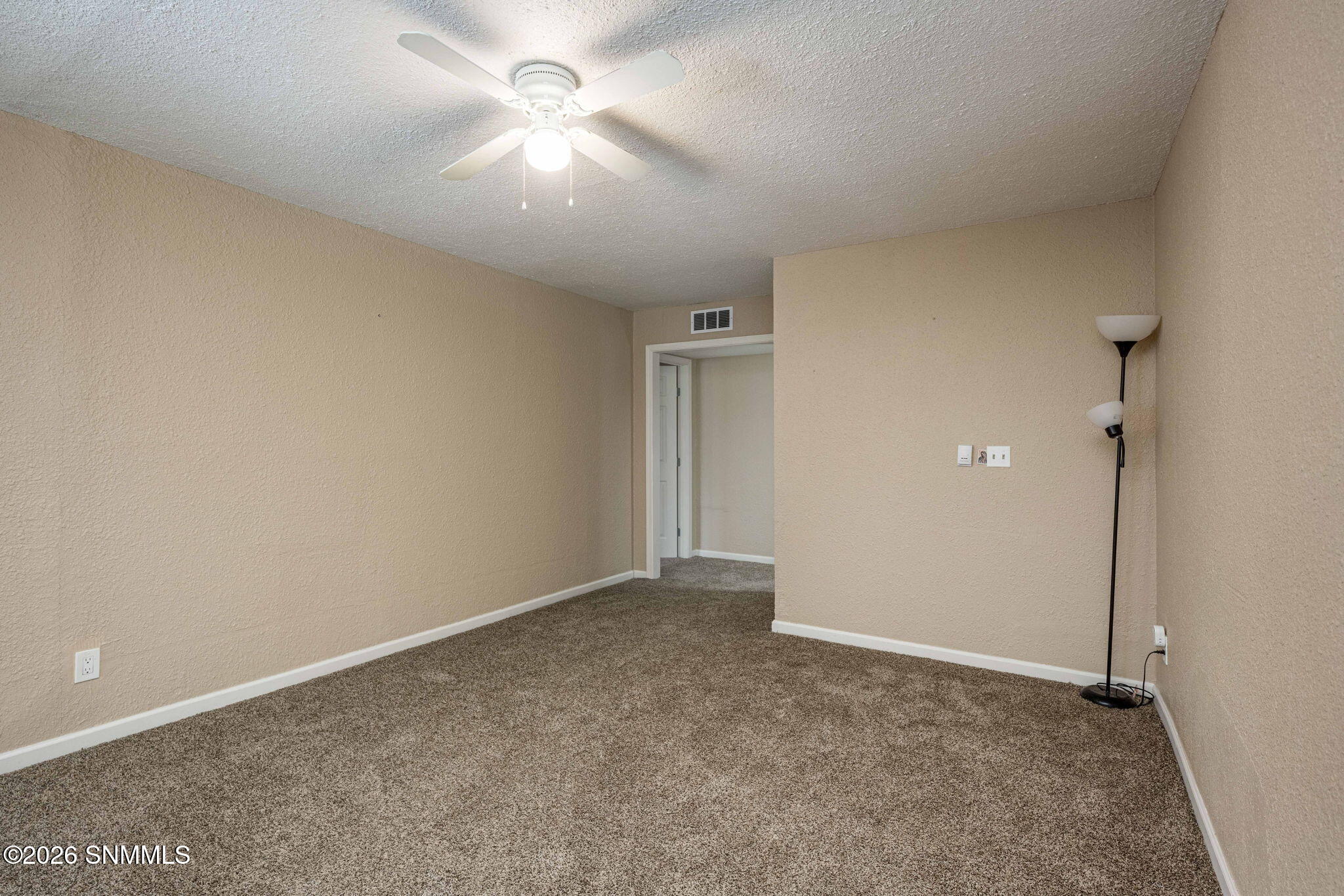 6-web-or-mls-Snappin Homes (Ethel1250)-6