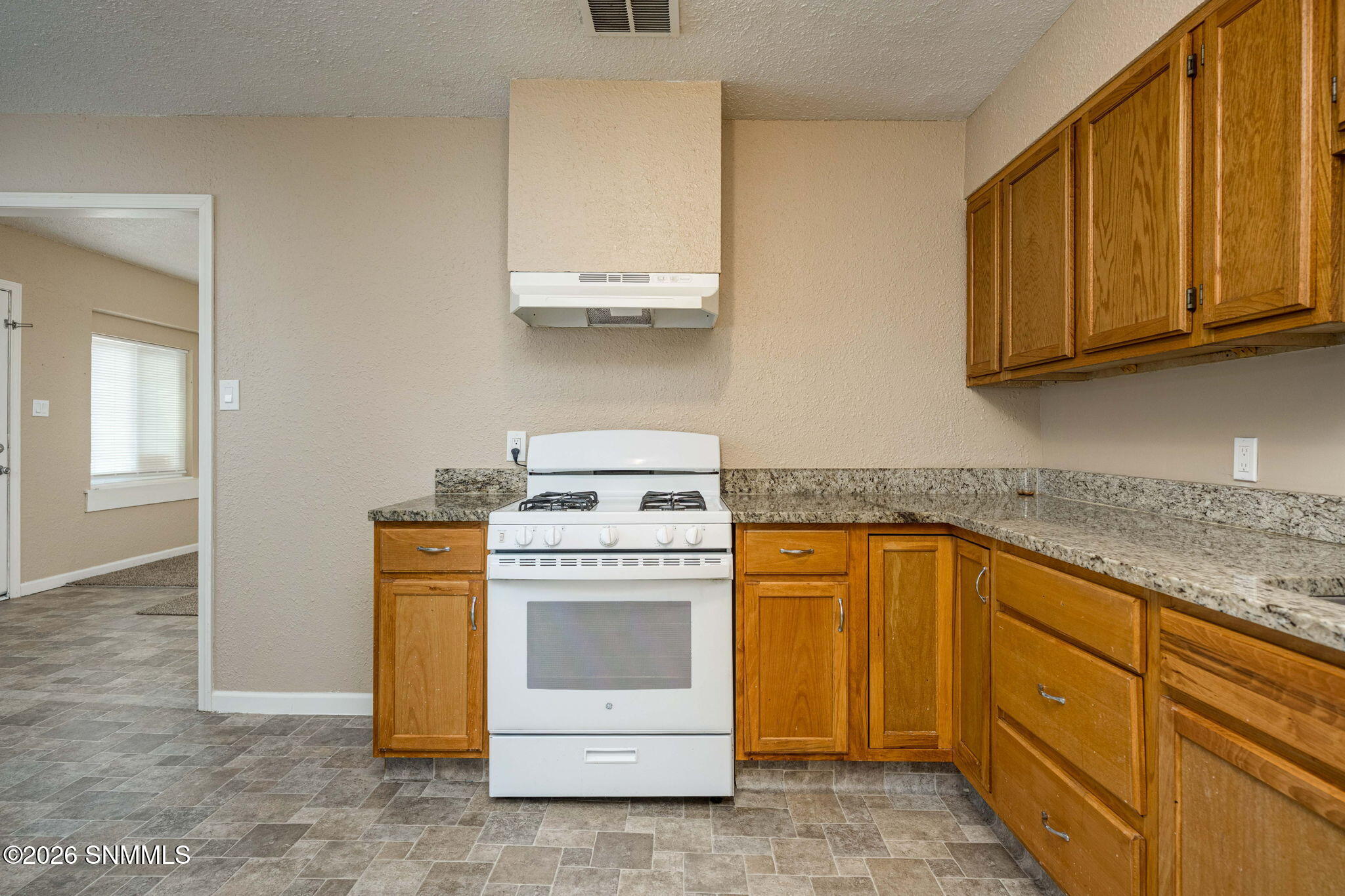 12-web-or-mls-Snappin Homes (Ethel1250)-