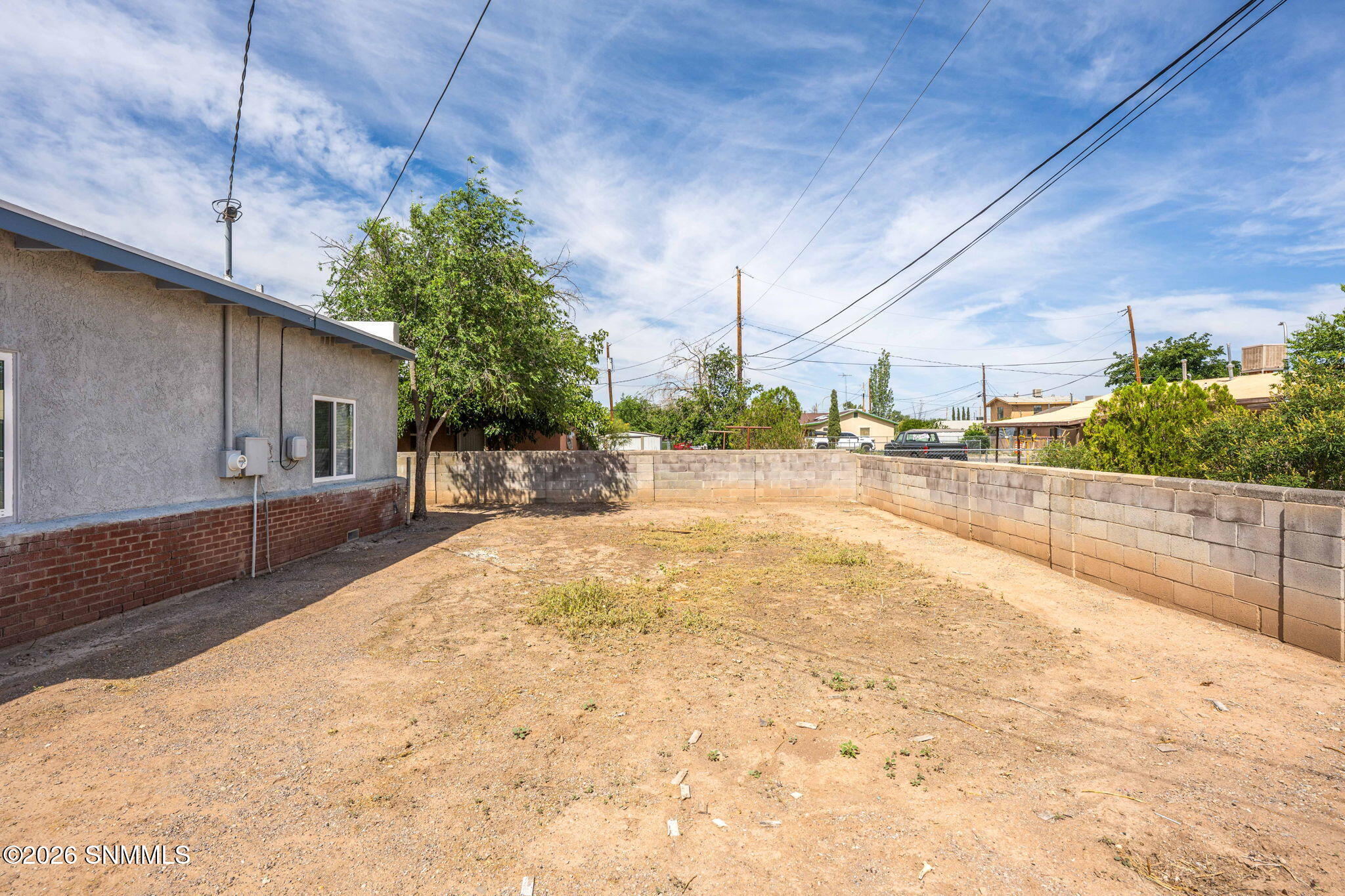 24-web-or-mls-Snappin Homes (Ethel1250)-