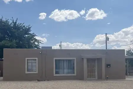 1125 Circle Drive, Las Cruces, New Mexico 88005, 3 Bedrooms Bedrooms, ,1 BathroomBathrooms,Residential,For Sale,Circle,2602089