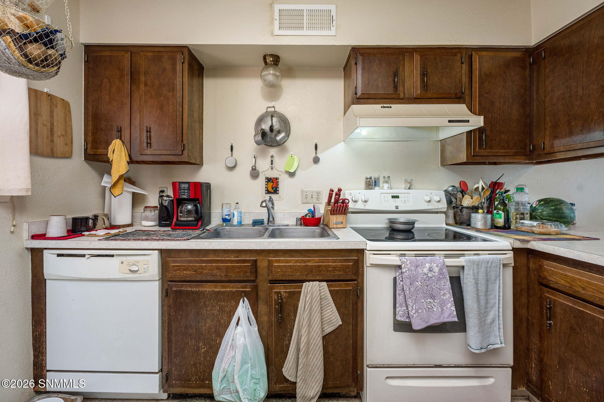 7-web-or-mls-Snappin Homes (Executive955