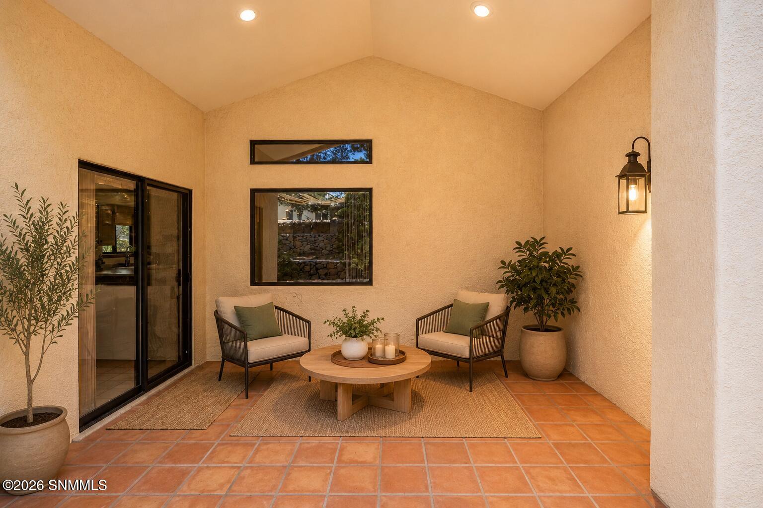 Virtual Staging11