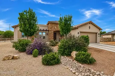 7561 Cubalaya Place, Las Cruces, New Mexico 88007, 3 Bedrooms Bedrooms, ,2.5 BathroomsBathrooms,Residential,For Sale,Cubalaya,2602097