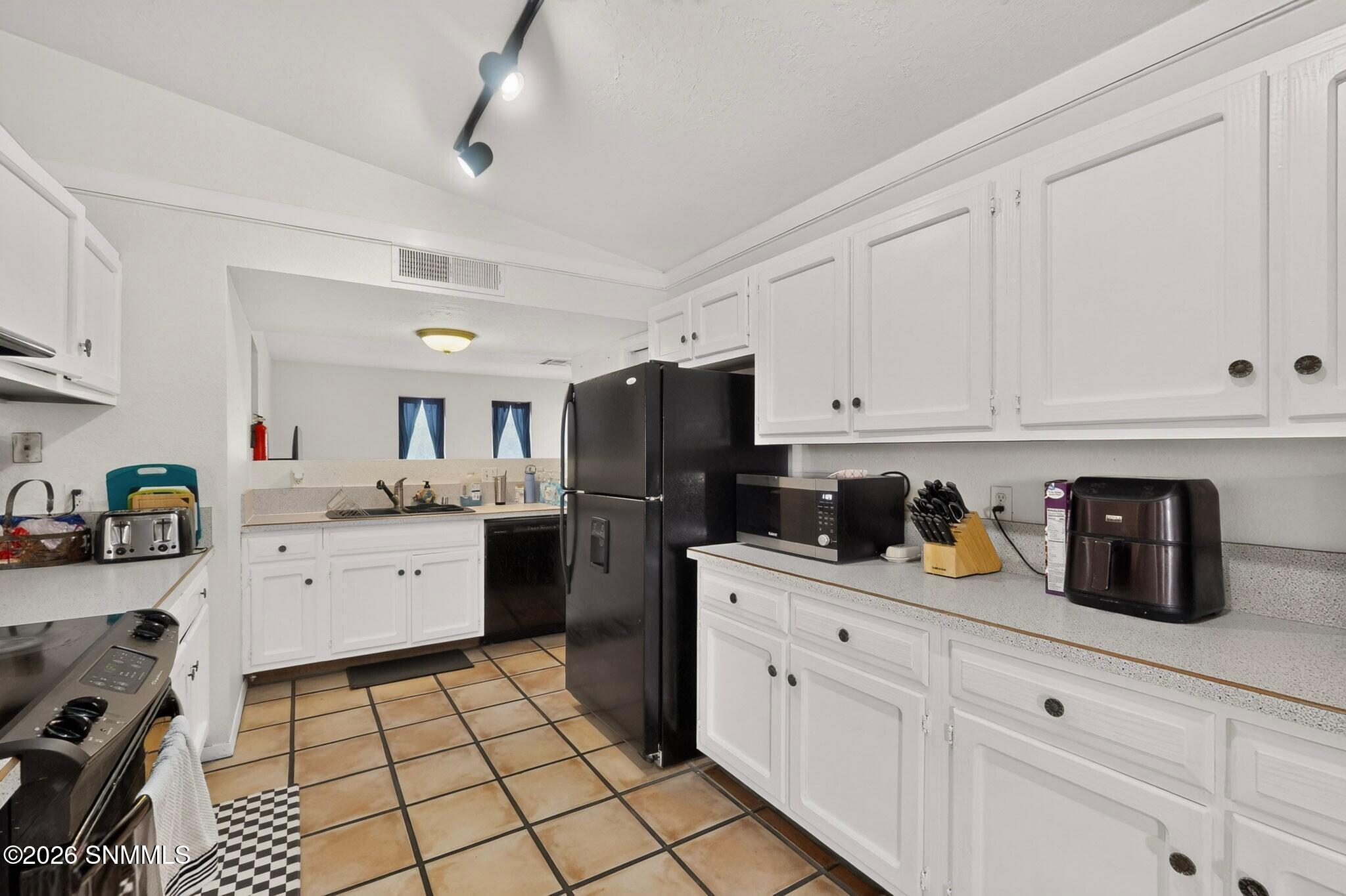 3dcasas-4136-e-winchester-rd-010