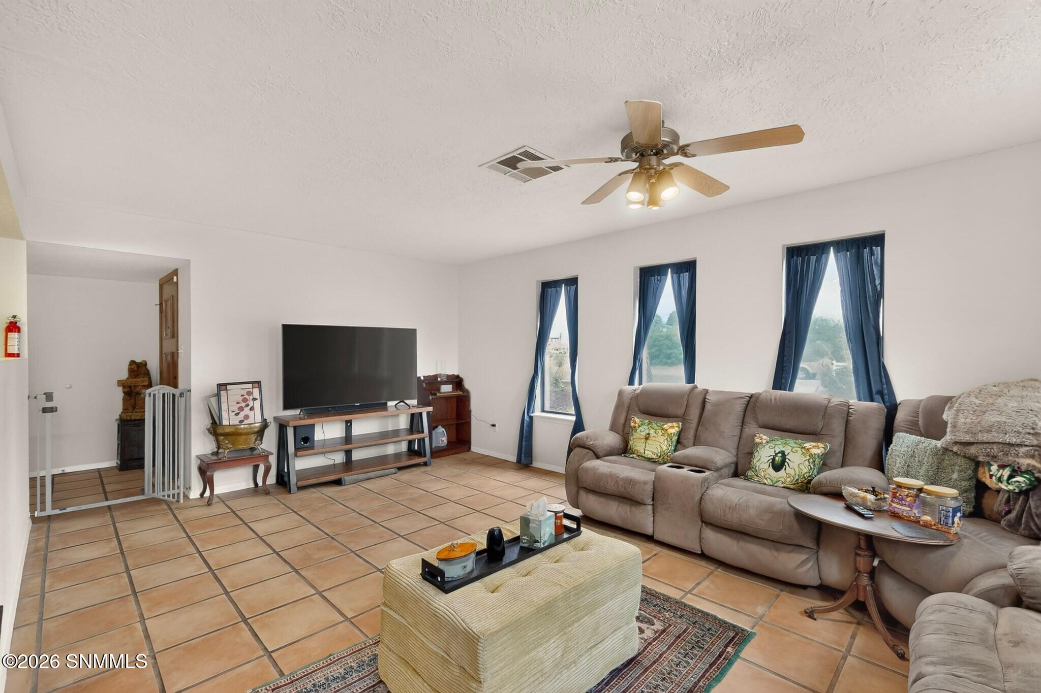 3dcasas-4136-e-winchester-rd-002