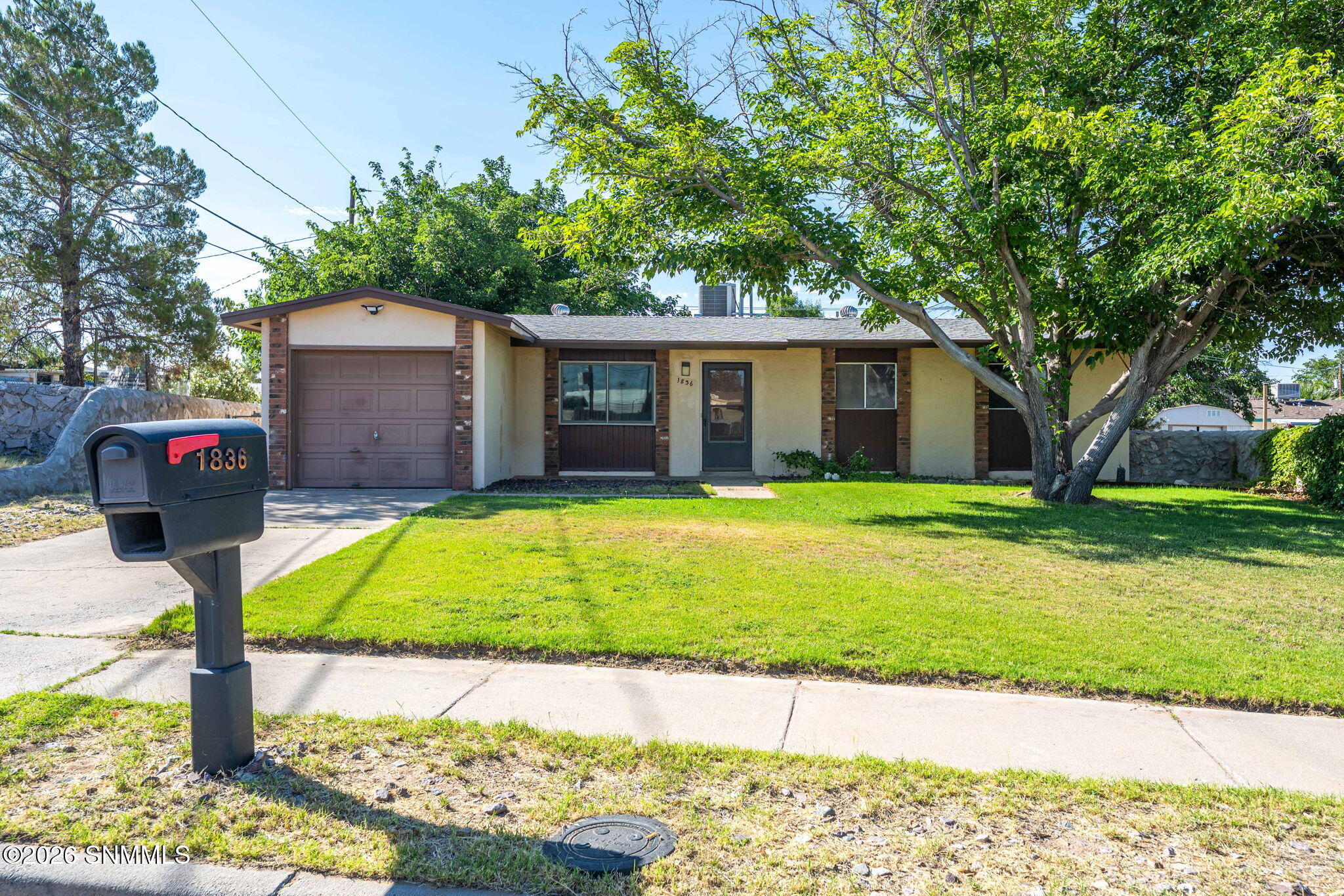 2-web-or-mls-Snappin Homes (Juniper1836)