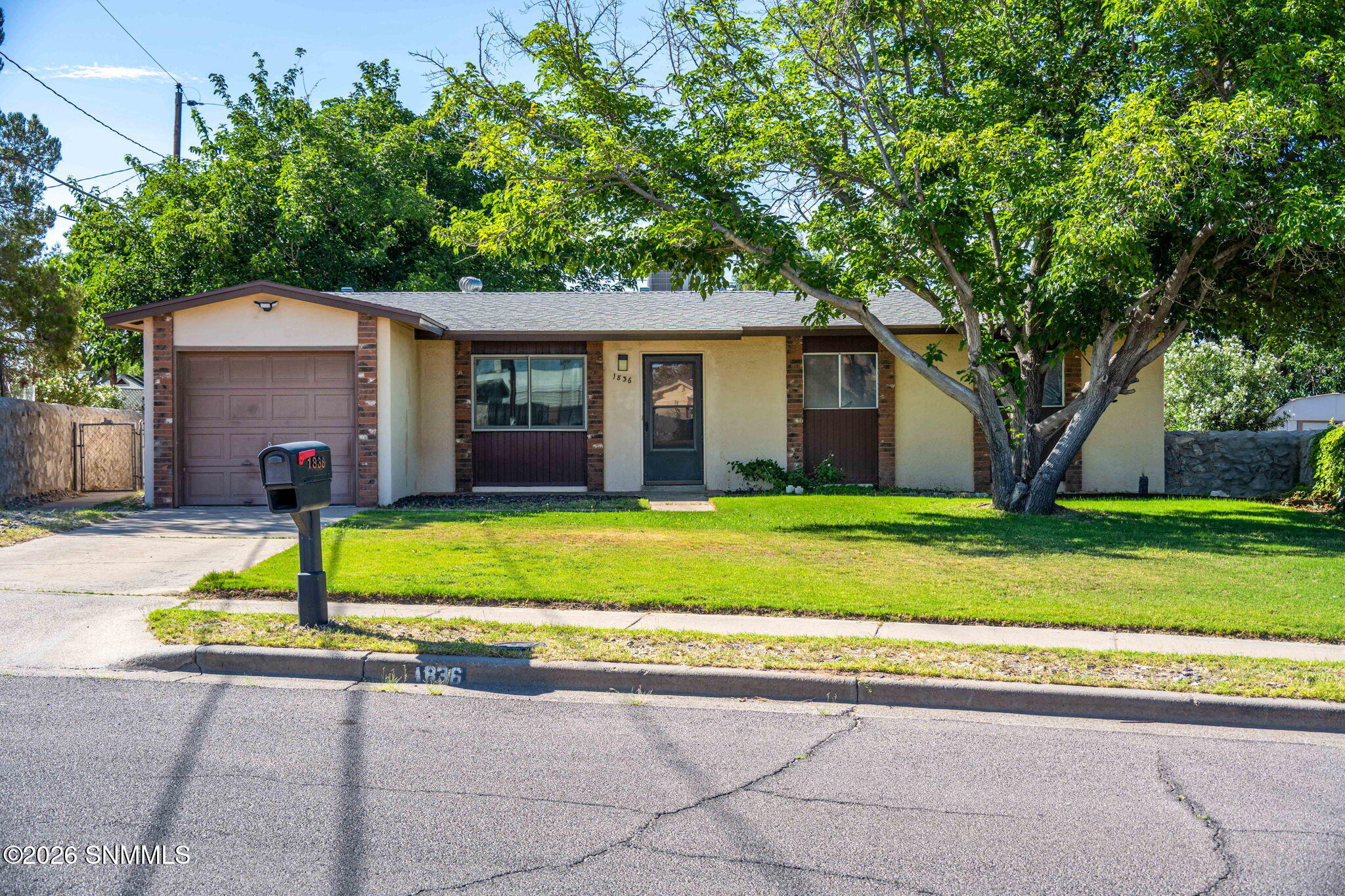 1-web-or-mls- Homes (Juniper1836)-1