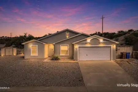 3628 Marion Lane, Las Cruces, New Mexico 88012, 3 Bedrooms Bedrooms, ,2 BathroomsBathrooms,Residential,For Sale,Marion,2602107