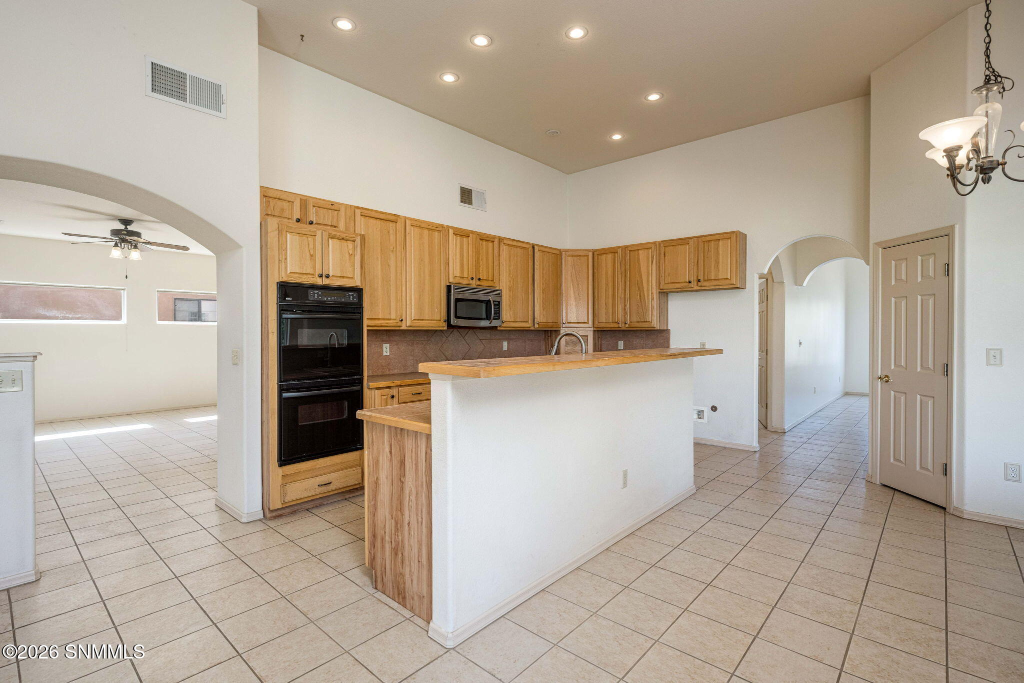 11-web-or-mls-Snappin Homes (StoneCanyon