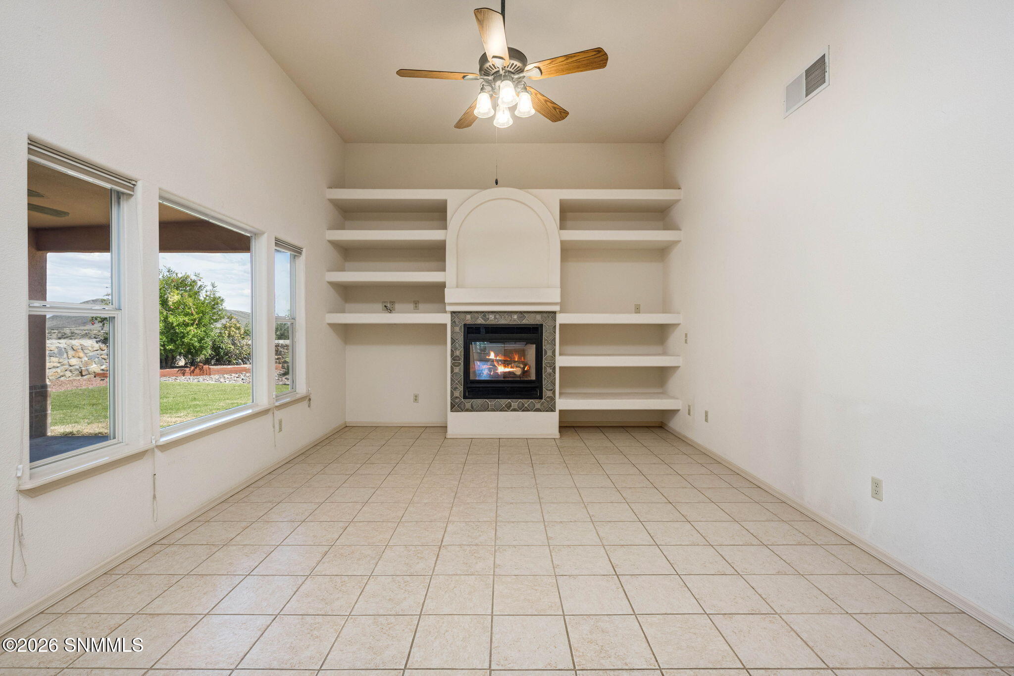 16-web-or-mls-Snappin Homes (StoneCanyon