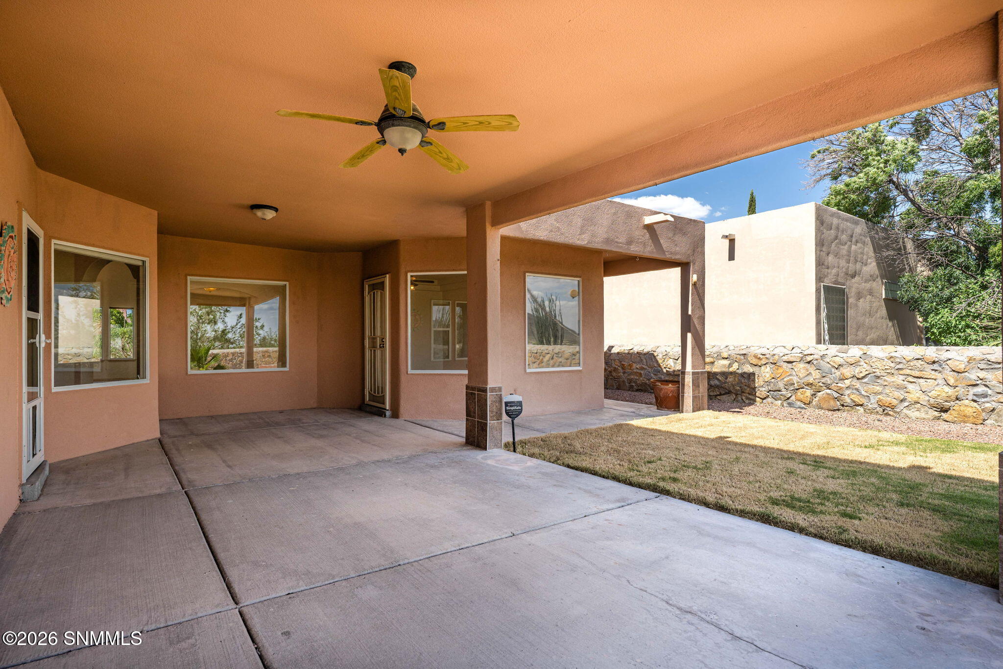 36-web-or-mls-Snappin Homes (StoneCanyon